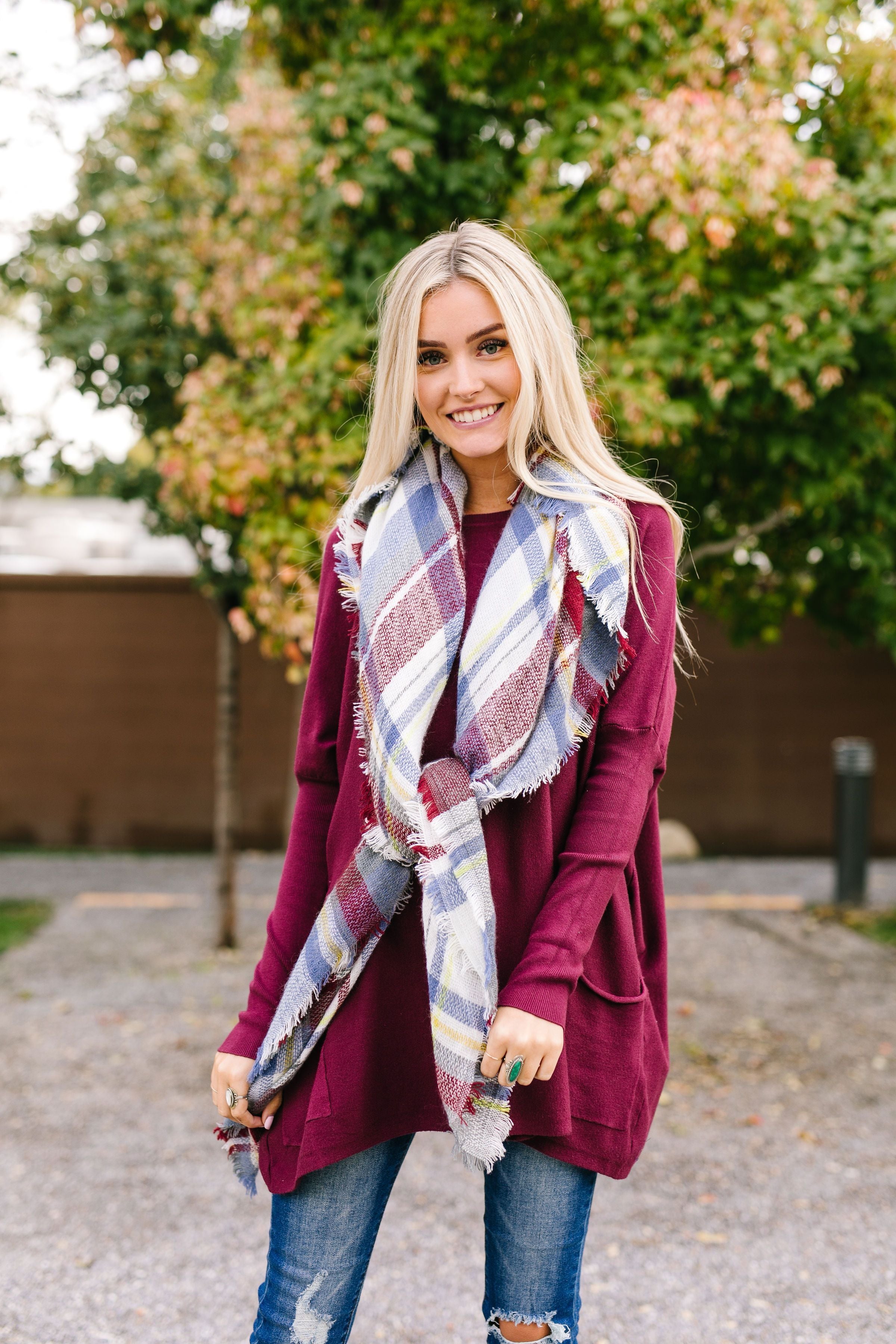 Oversized And Underrated Sweater In Wine