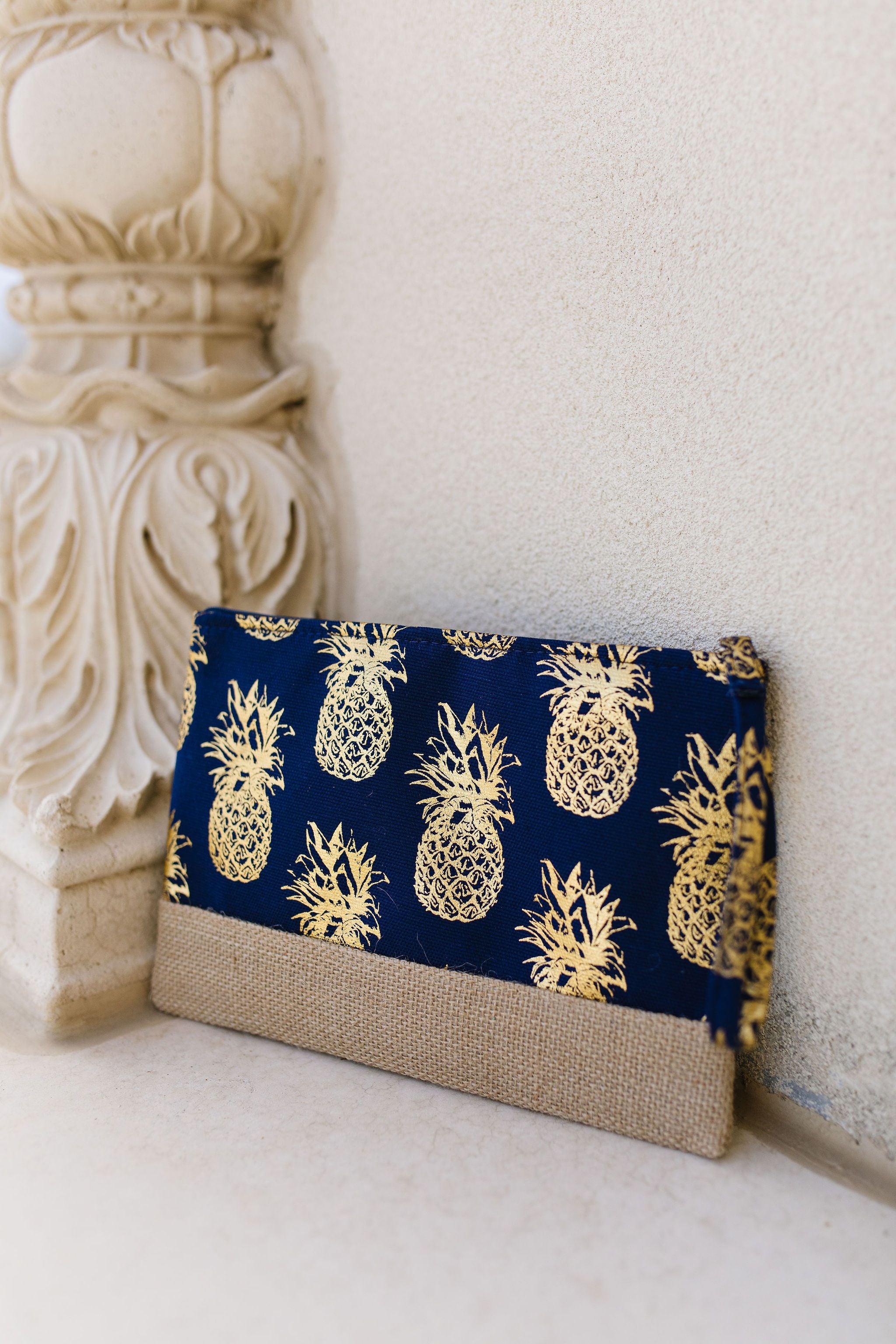 Piña Colada Clutch In Navy
