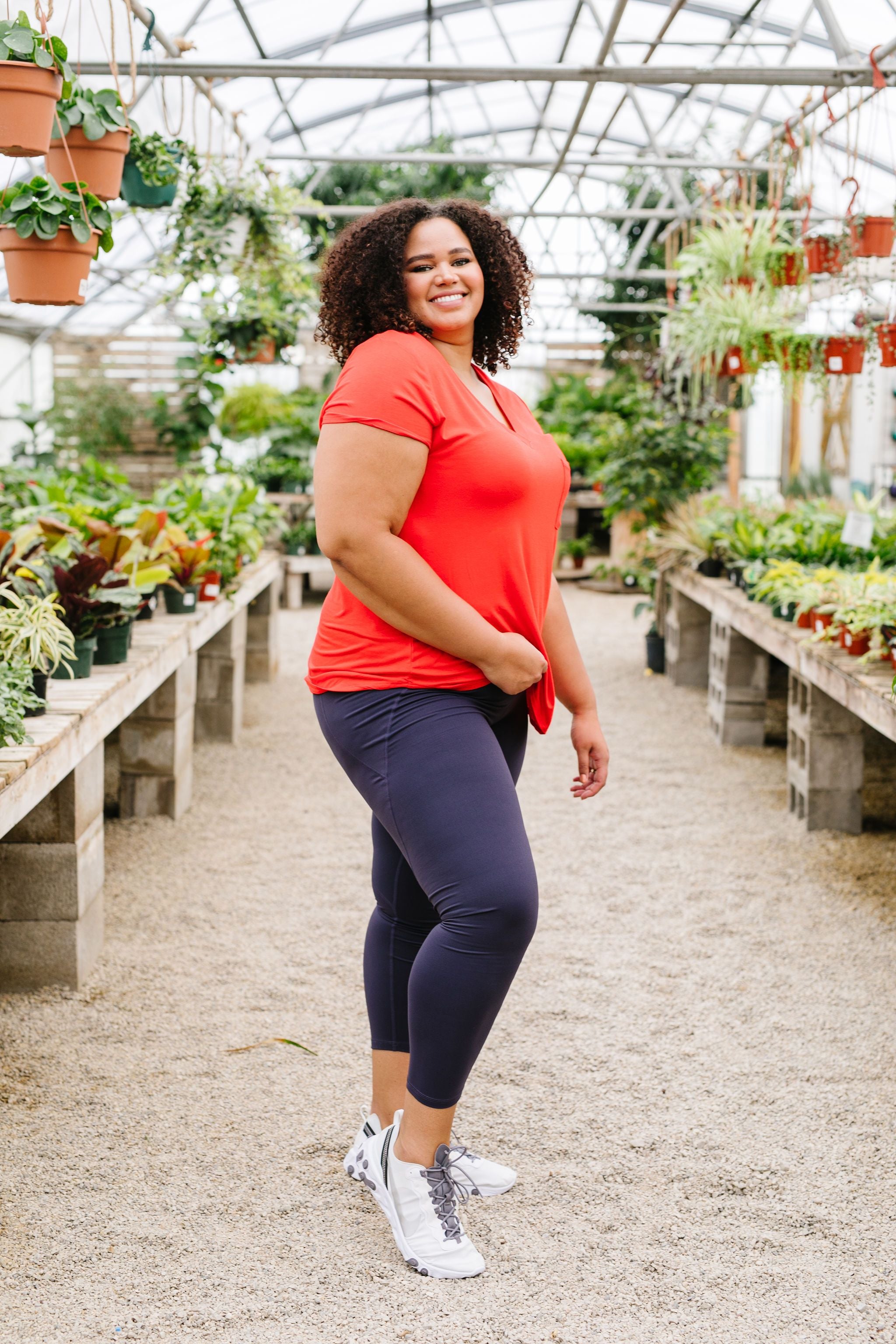 In The Side Pocket Athletic Leggings In Midnight