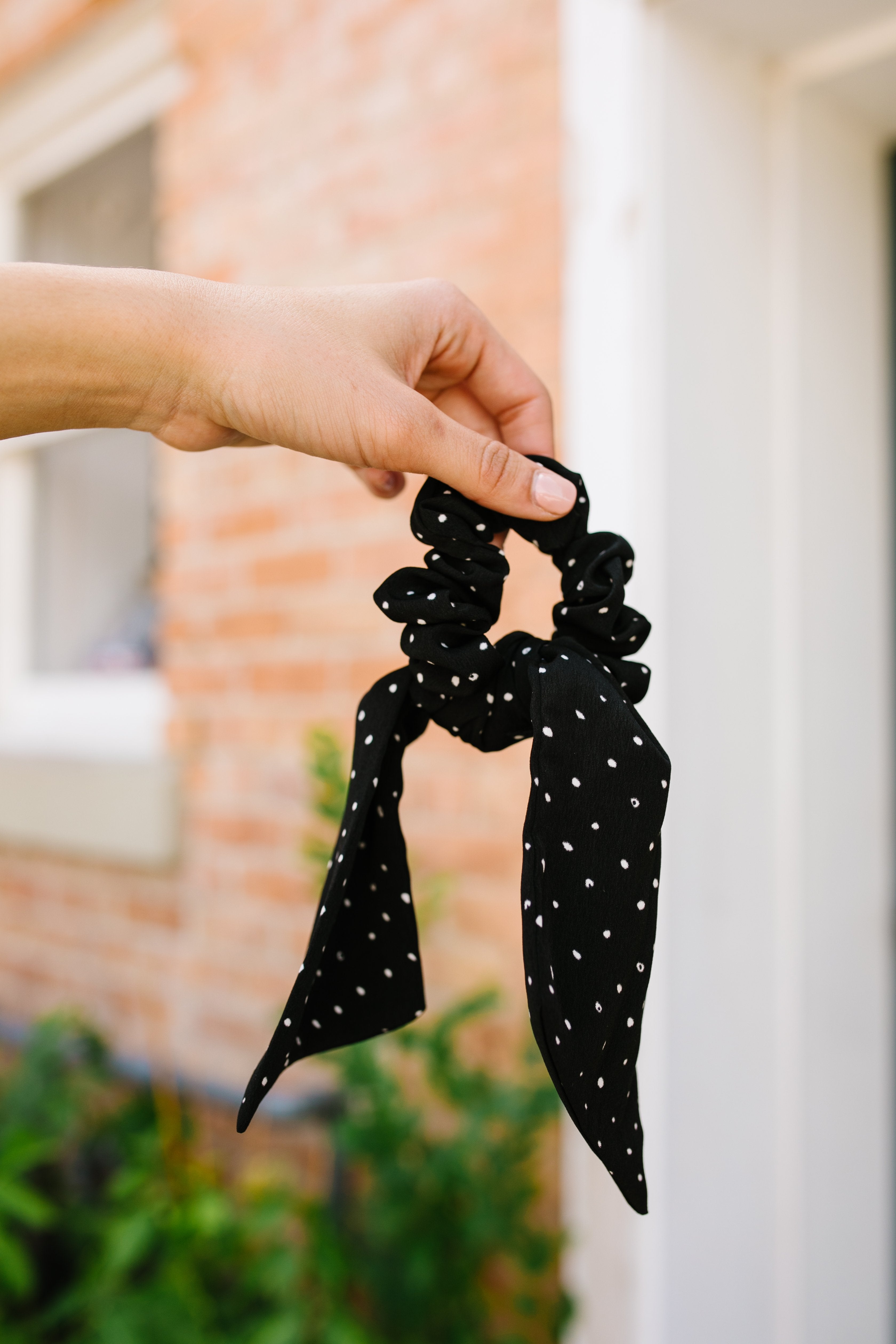 Soft Spot Tying Scrunchie