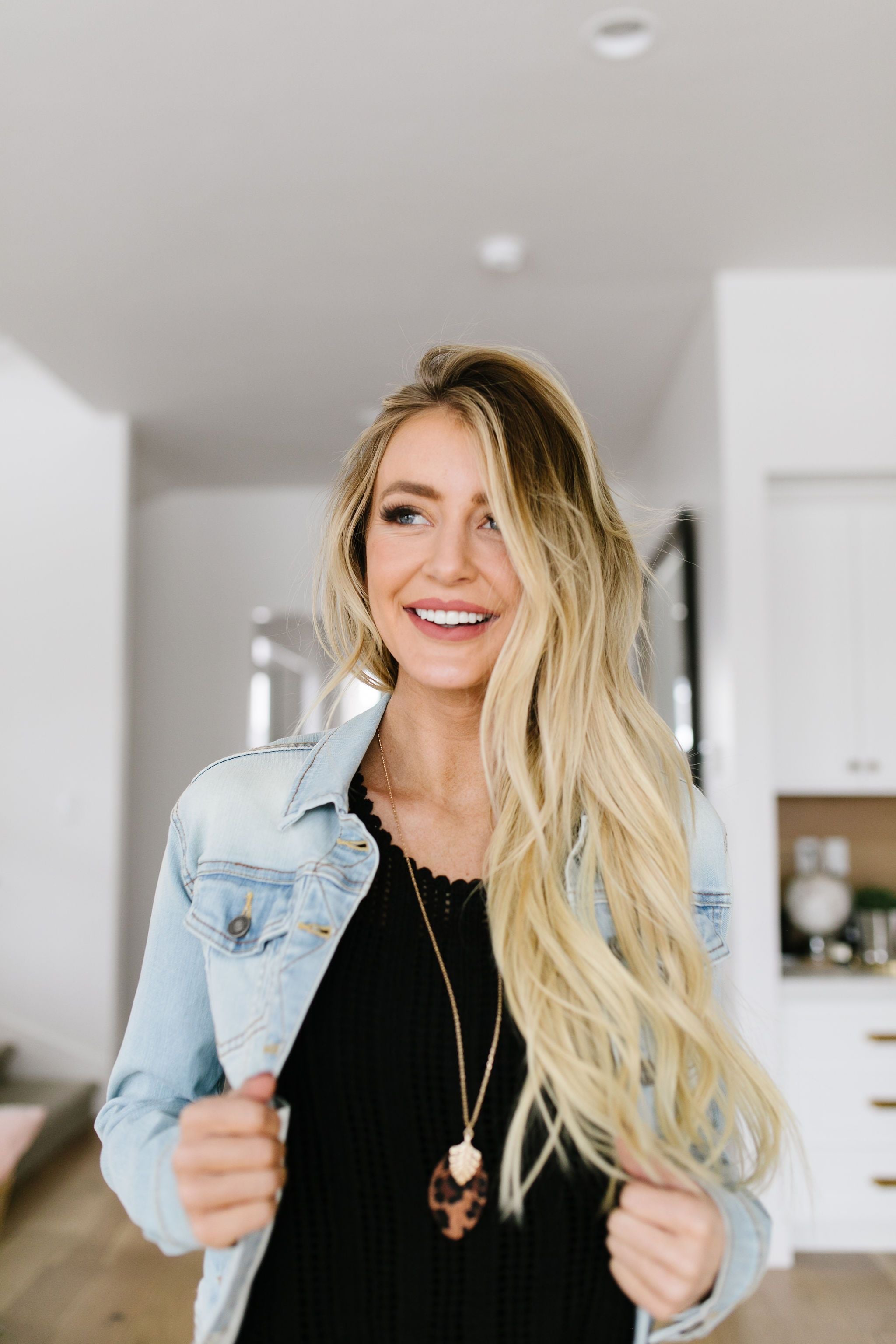 Spotted Furry Leaf Necklace