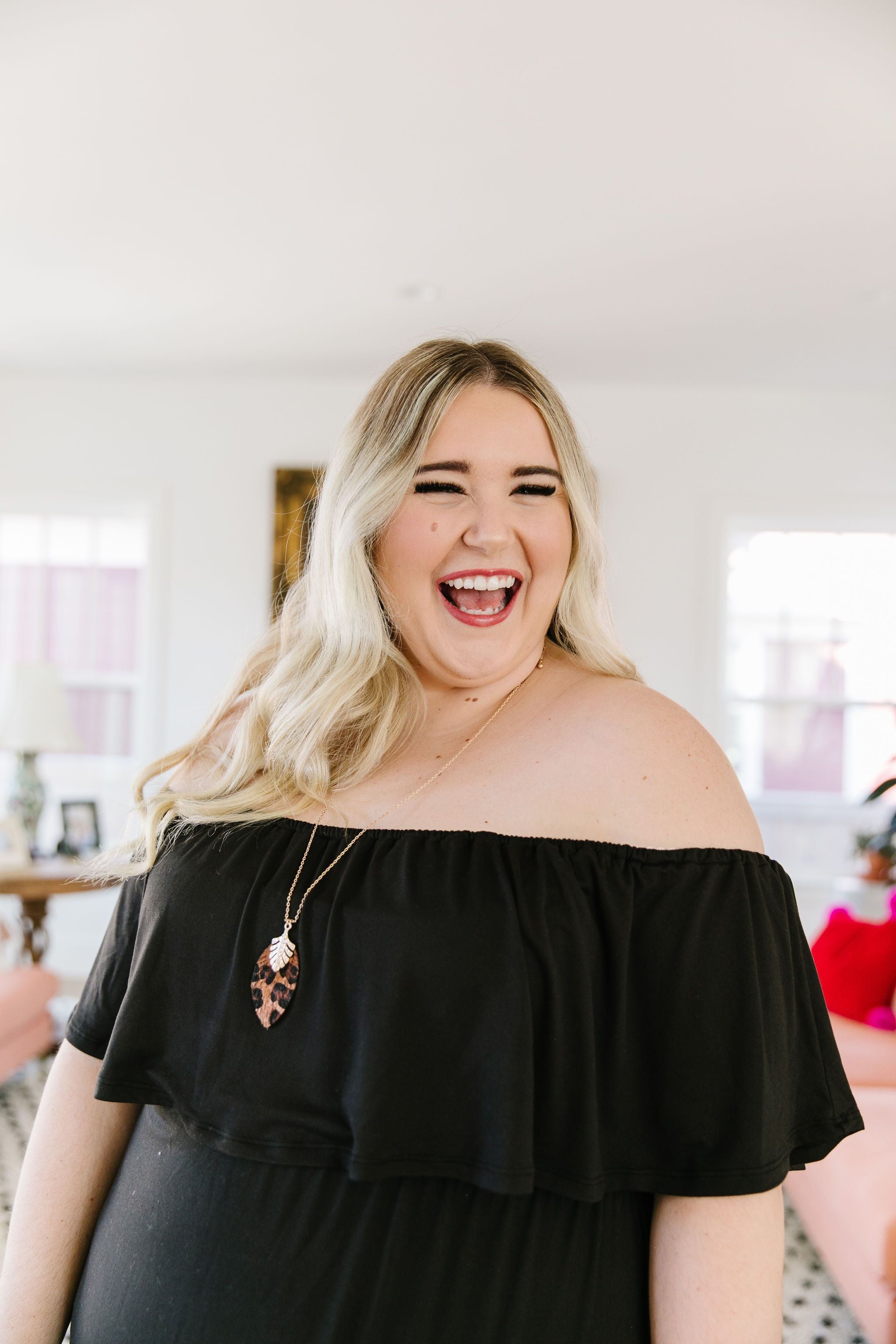 Spotted Furry Leaf Necklace