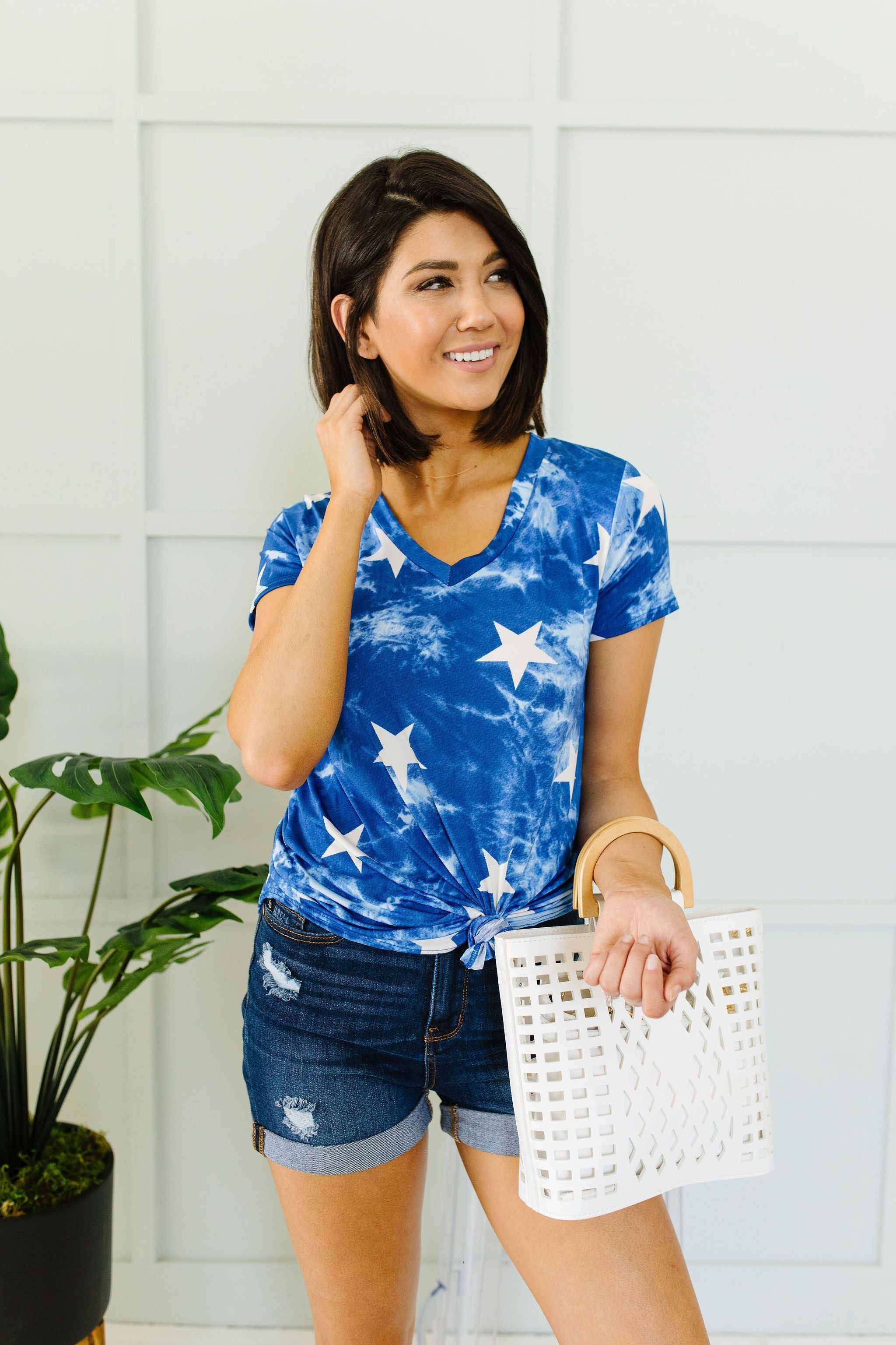 Tie Dye Glory V-neck In Blue