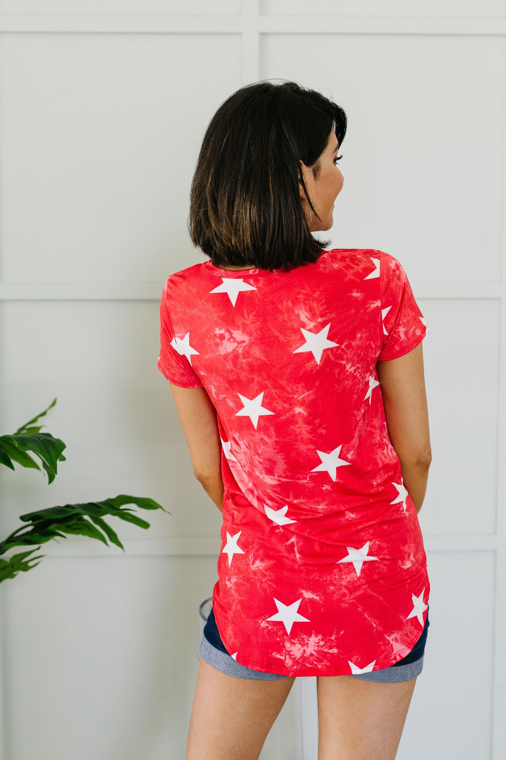 Tie Dye Glory V-neck In Red