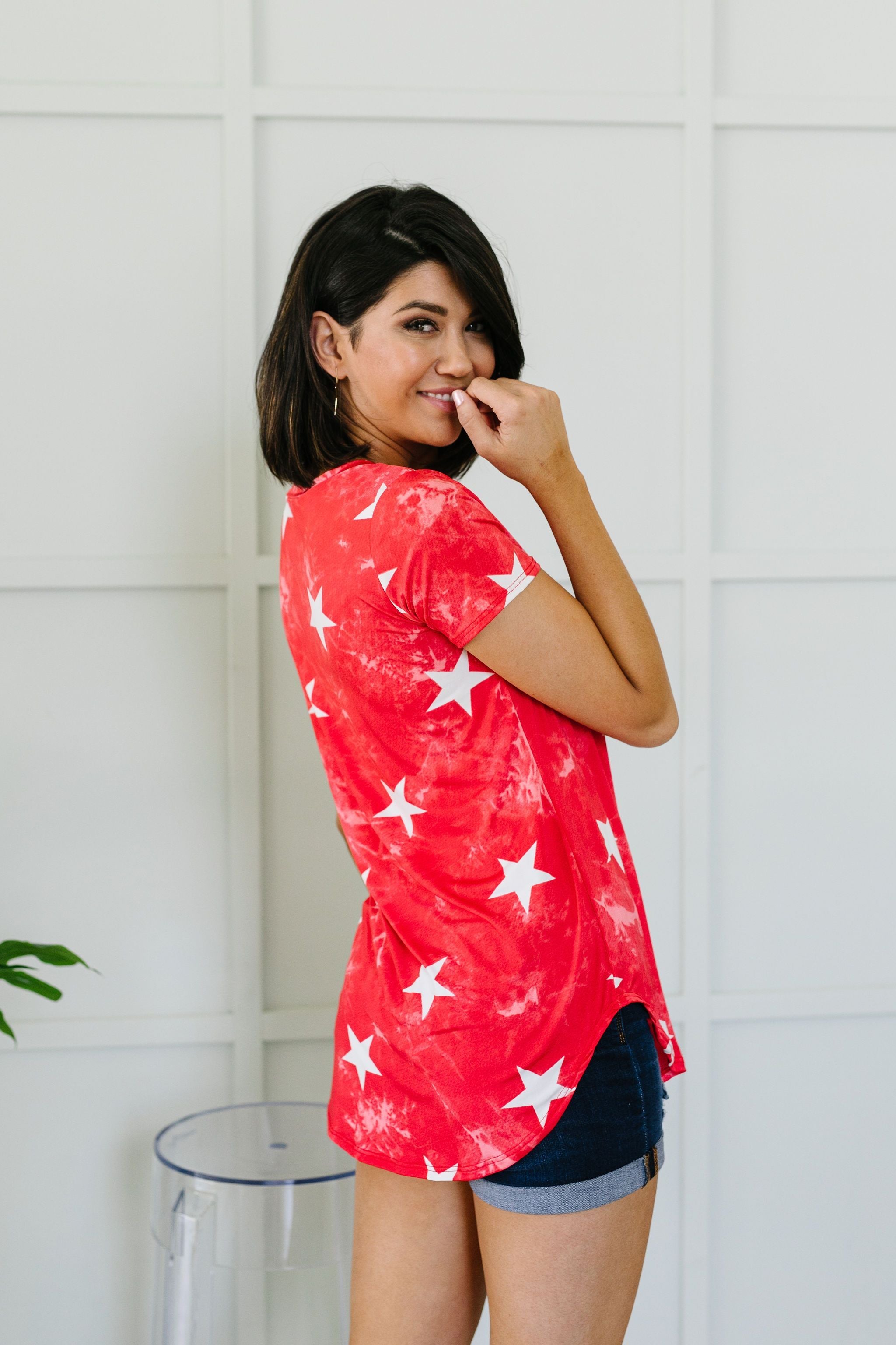 Tie Dye Glory V-neck In Red