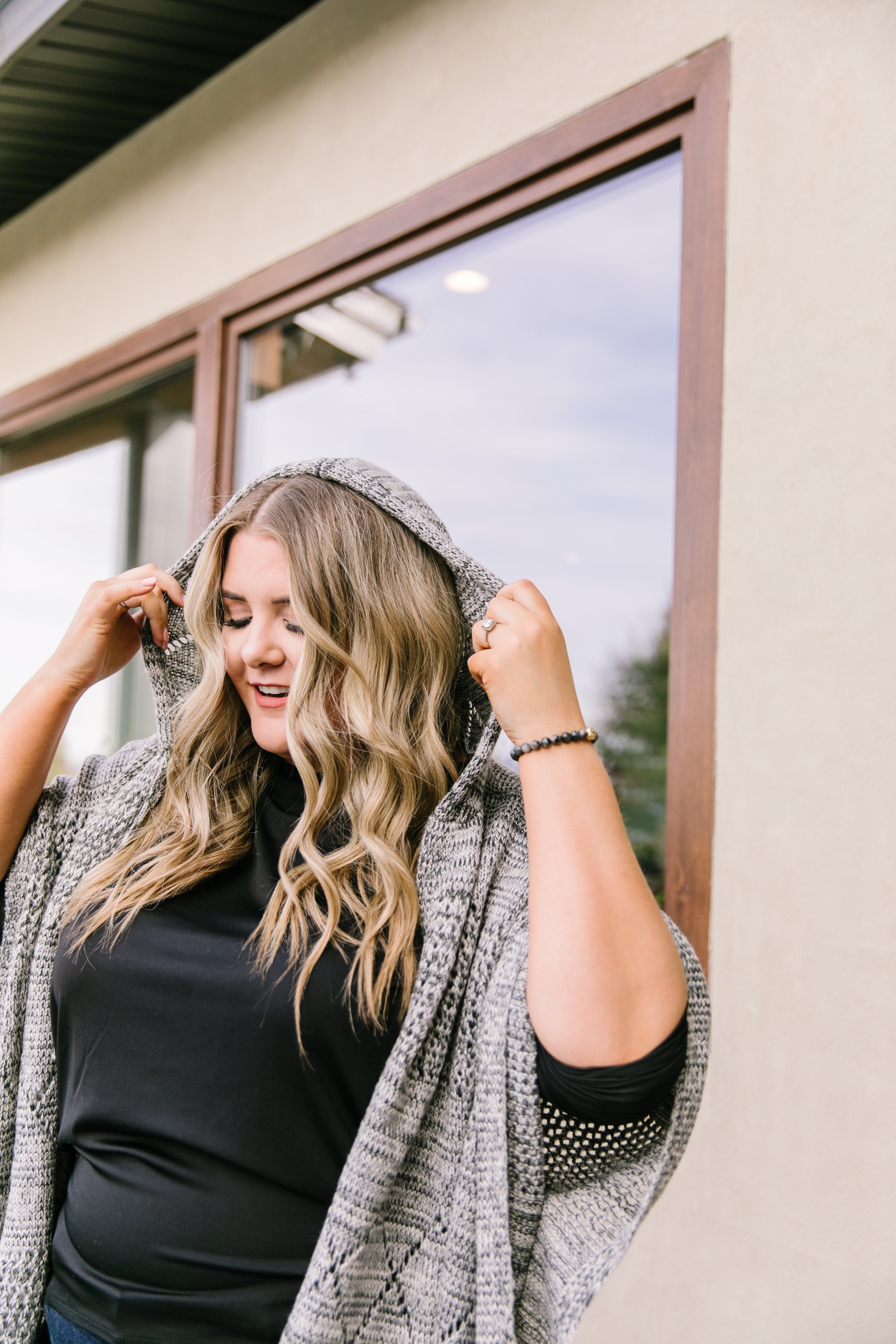 Touch Of Gold Stone Bracelet In Gray Granite