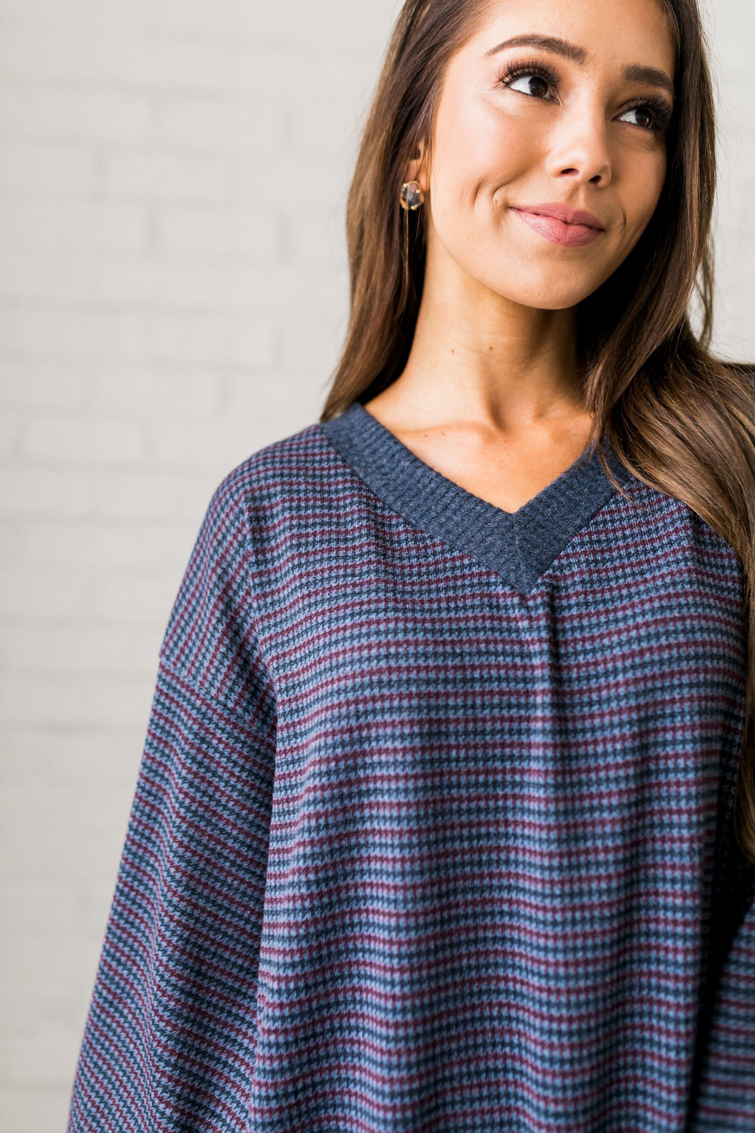 Two-Tone Houndstooth V-Neck - ALL SALES FINAL