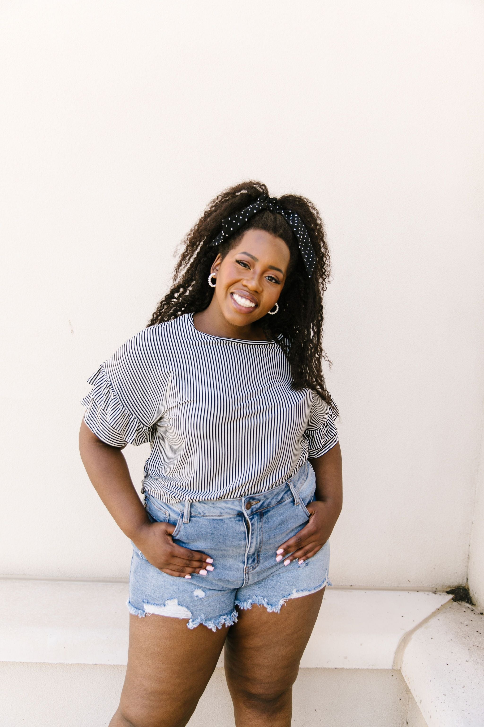 Vertical Horizon Striped Top In Black