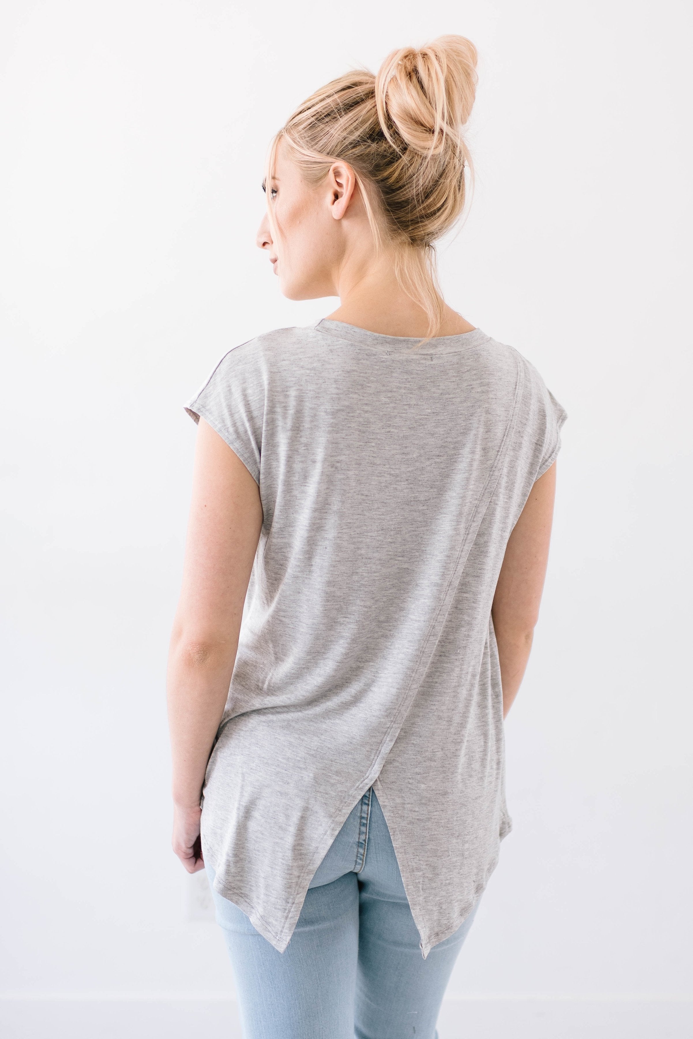 Victoria V Cutout In Gray