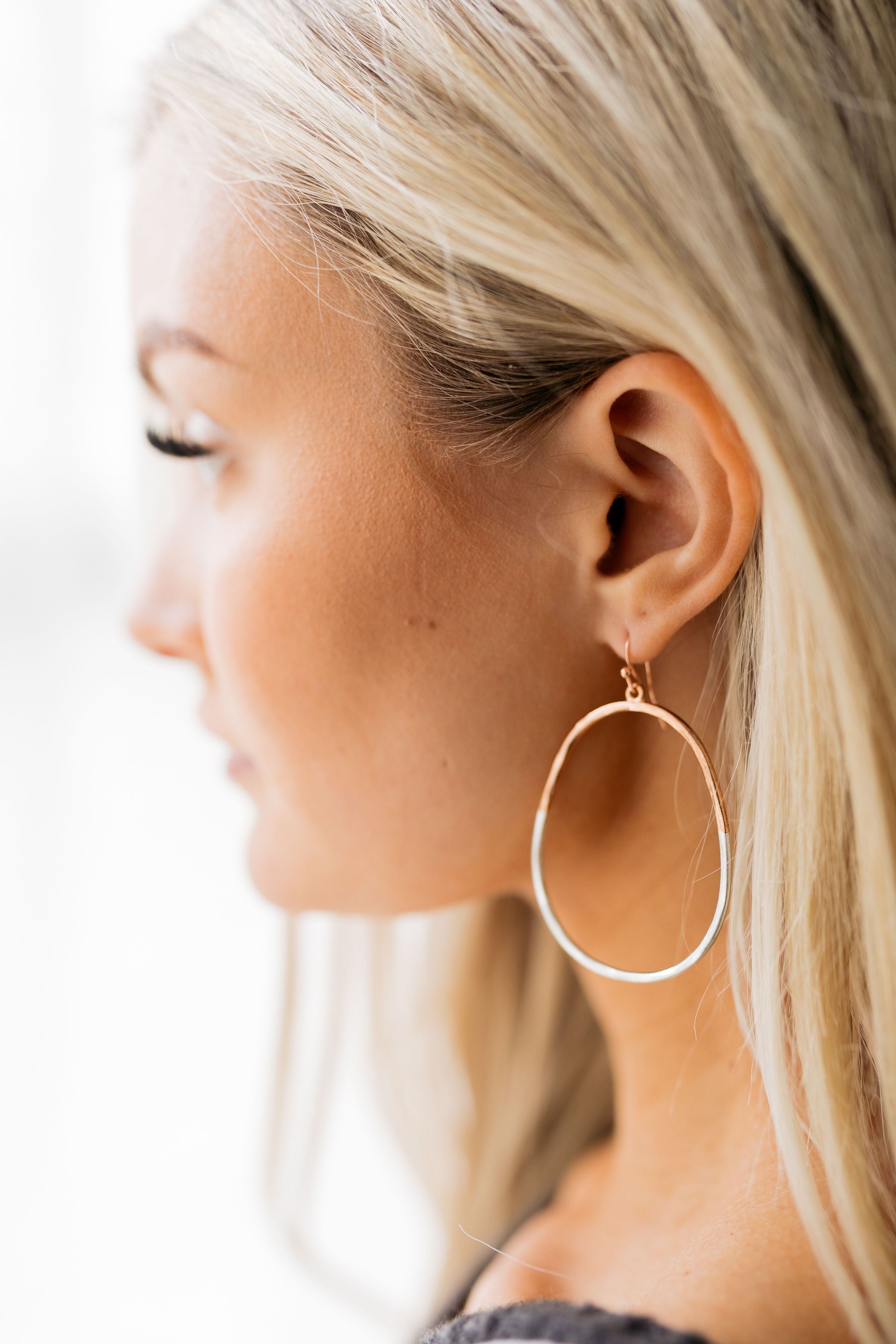 Wannabe Worn & Wonky Hoop Earrings