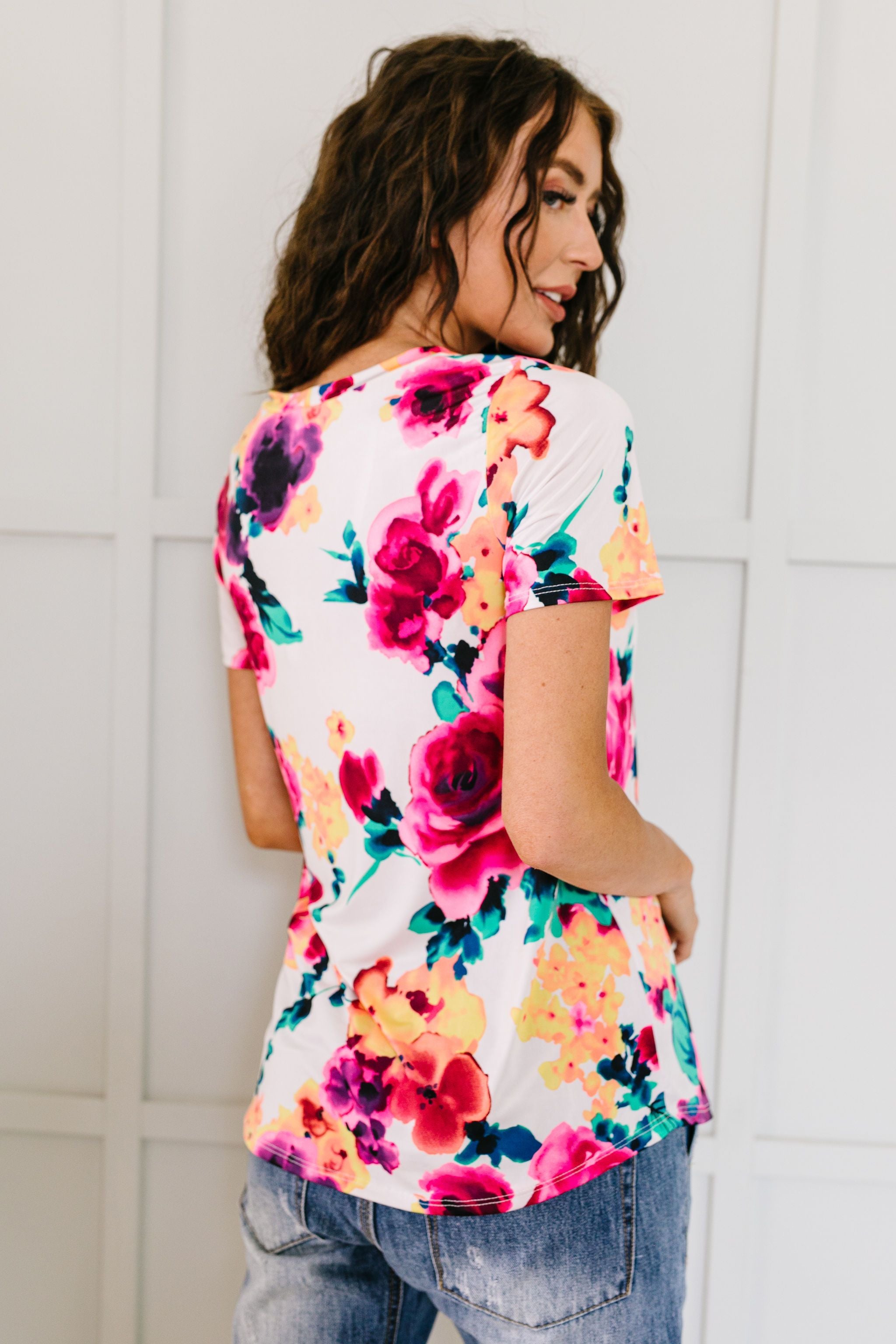 Watercolor Flowers Keyhole Top In Ivory