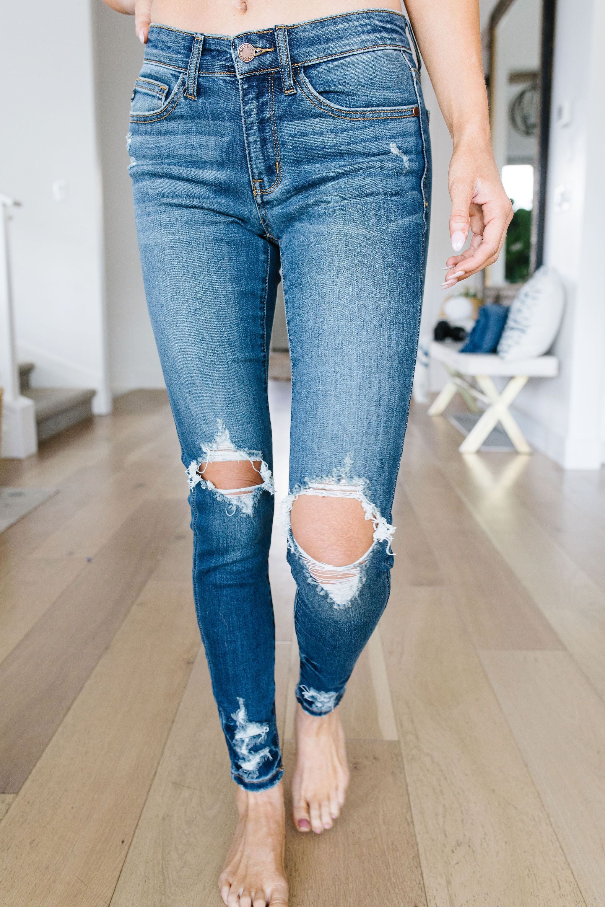 Weak At The Knees Jeans