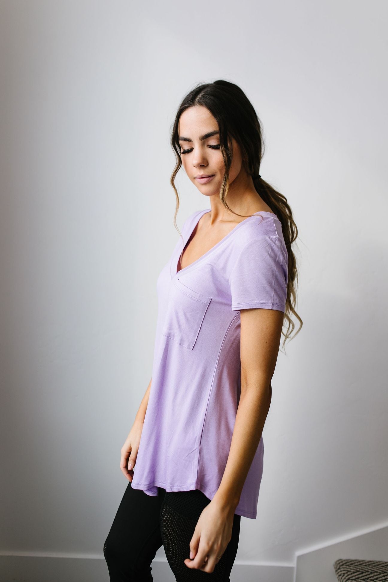 Everyday Yay V-Neck Tee In Lavender