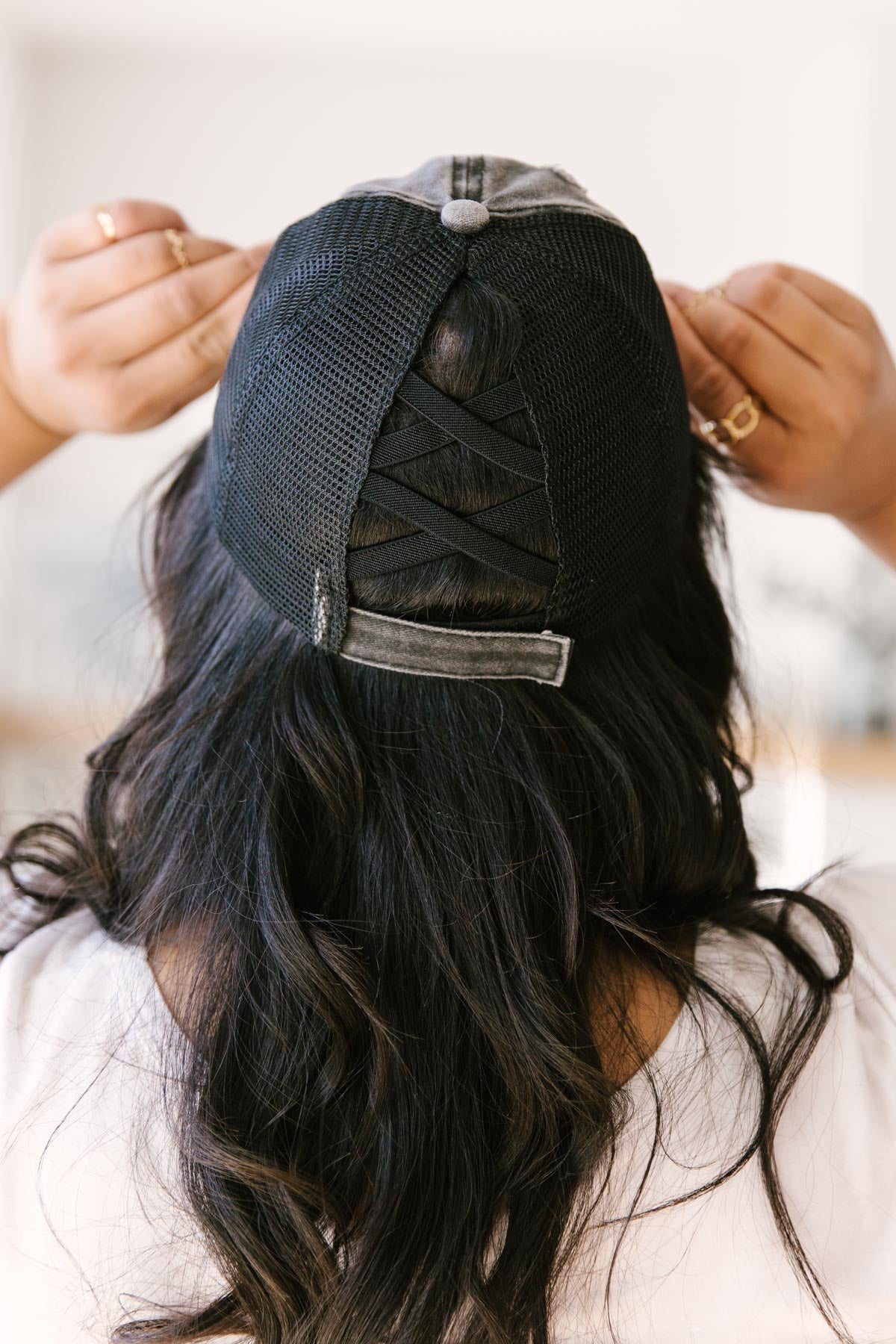 Criss Cross Ponytail Baseball Cap in Black