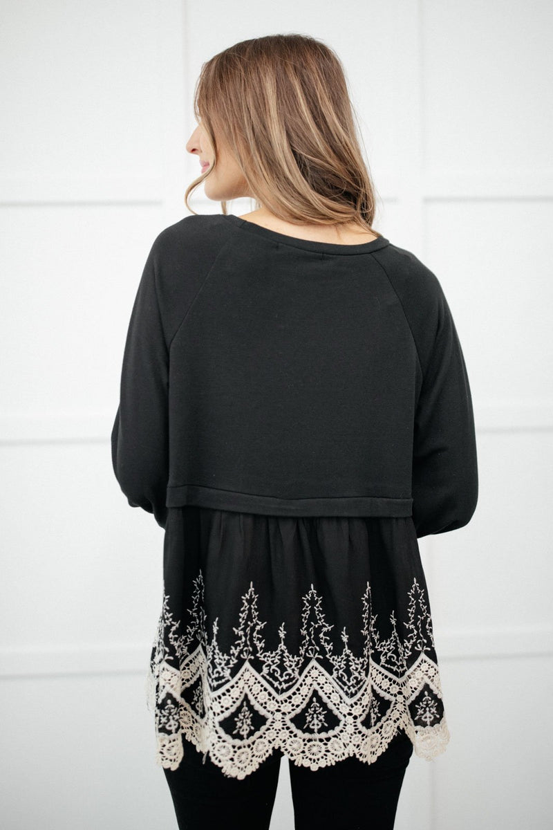 Dreaming of Lace Top In Black