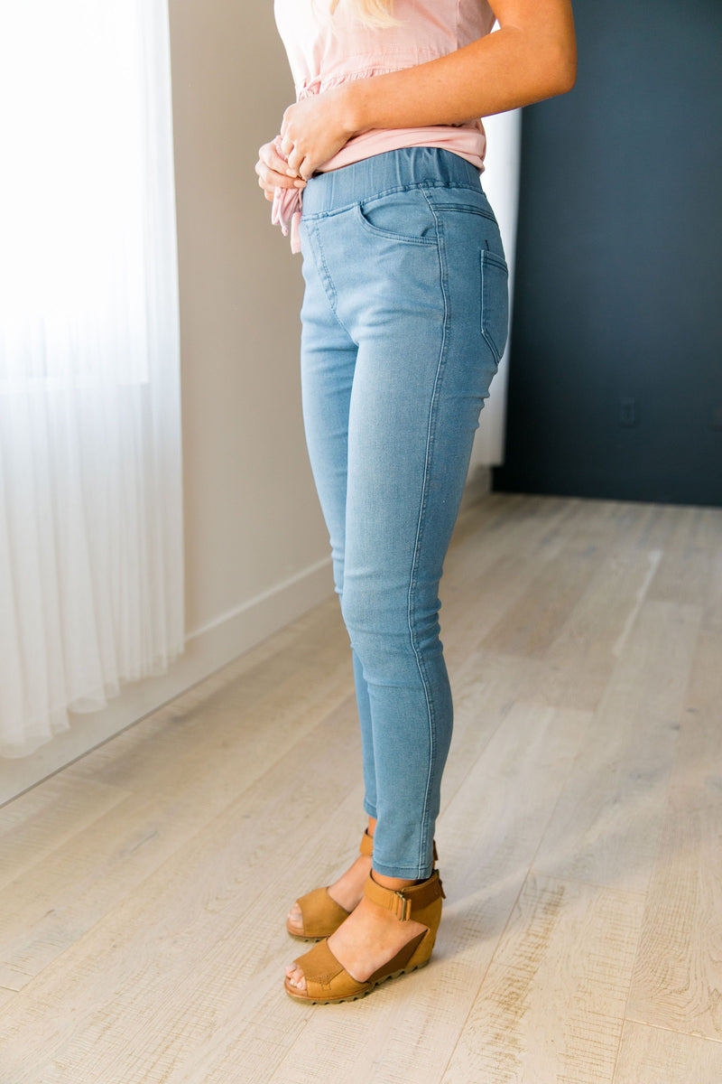 Easy Living Jeggings In Light Wash - ALL SALES FINAL