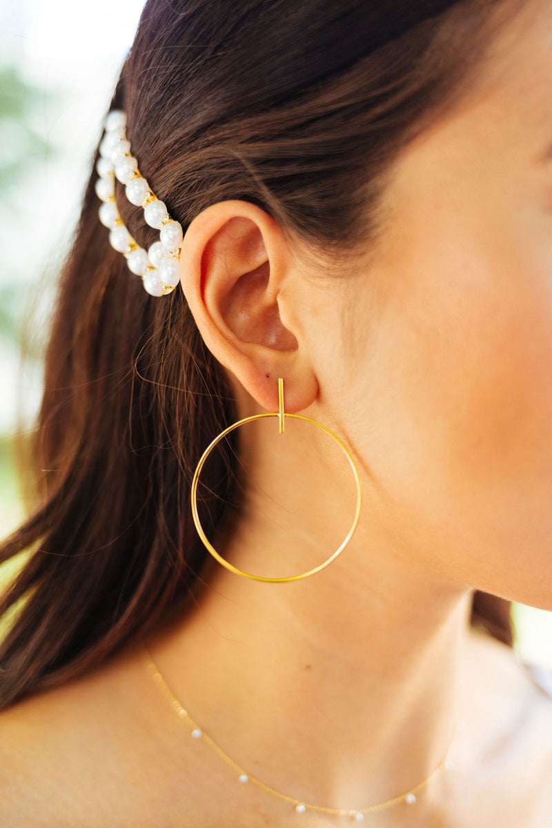 Hooped Simplicity Earrings In White Gold
