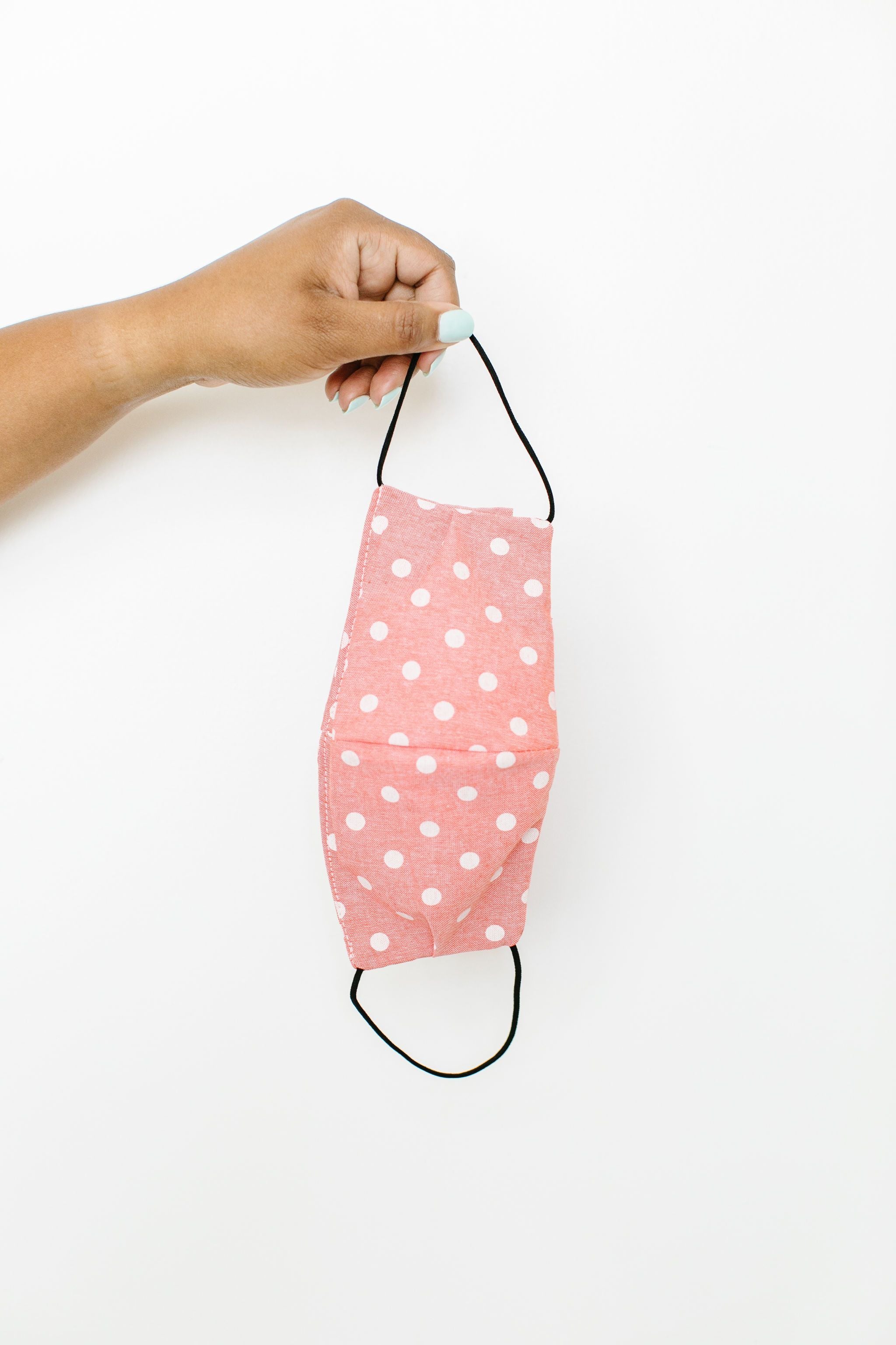 Be Seen Not Heard Mask In Coral Polka Dots With Replaceable Filter