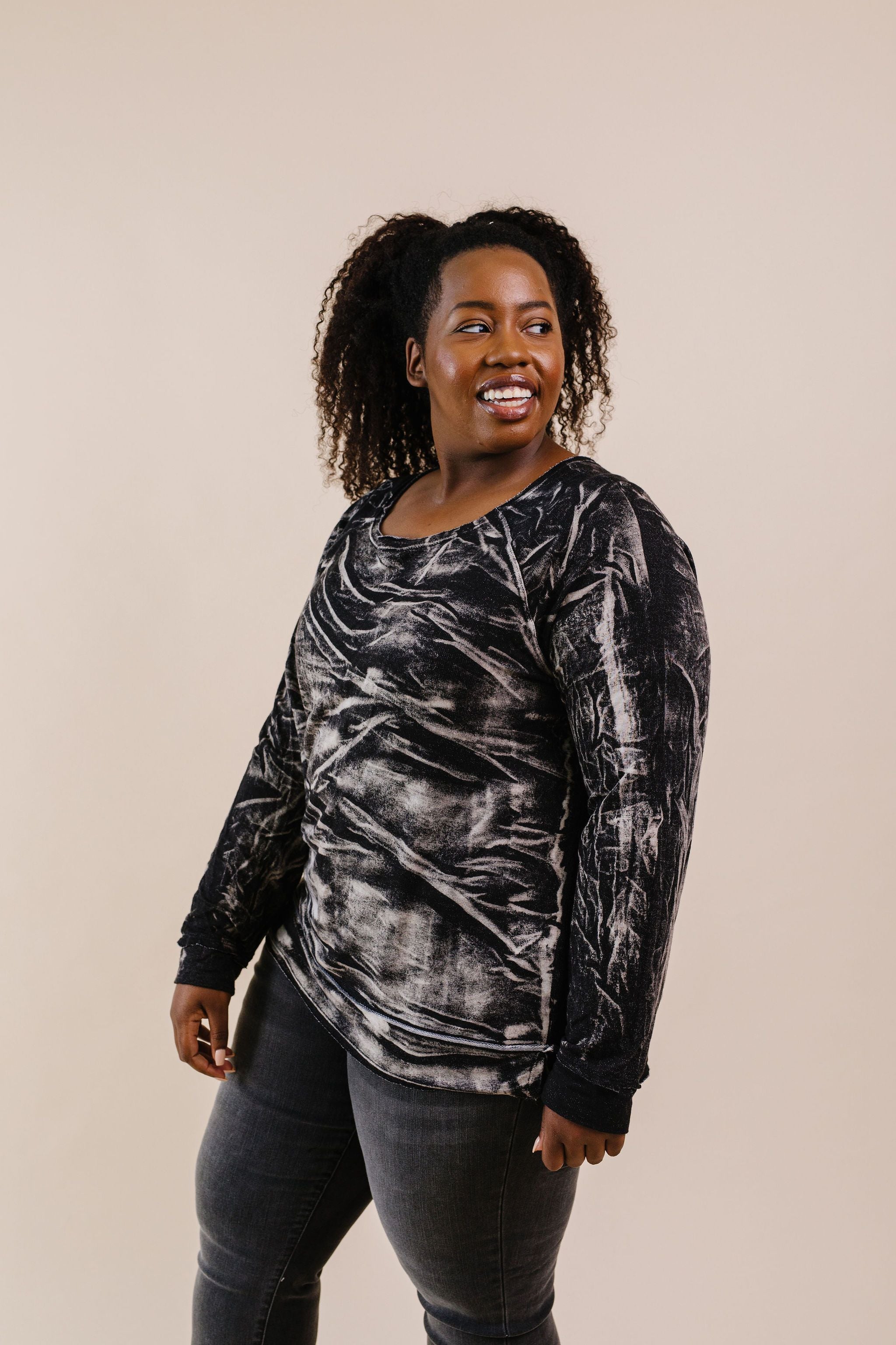 Black Cloud Tie Dye Pullover
