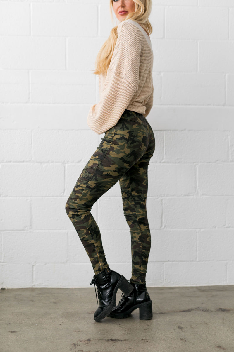 Can't Beat Camo Moto Pants