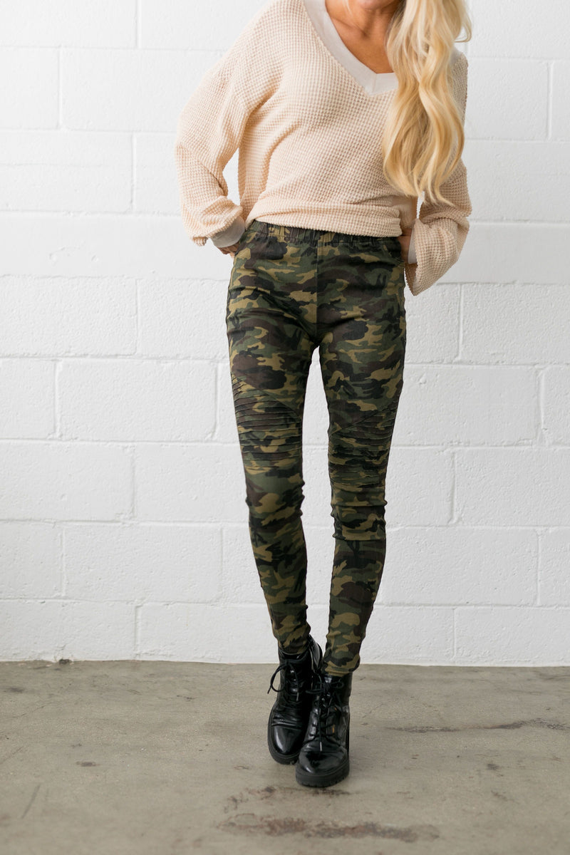 Can't Beat Camo Moto Pants