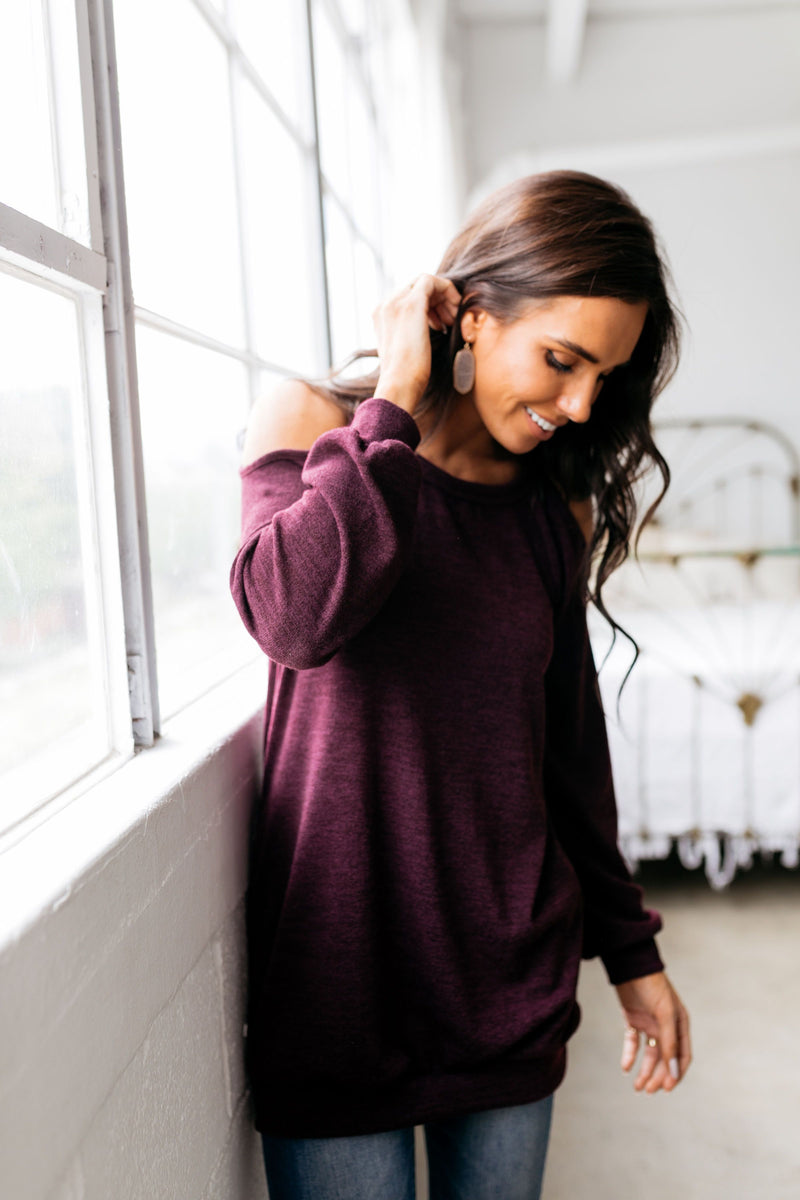 Dare To Bare Pocketed Top In Eggplant