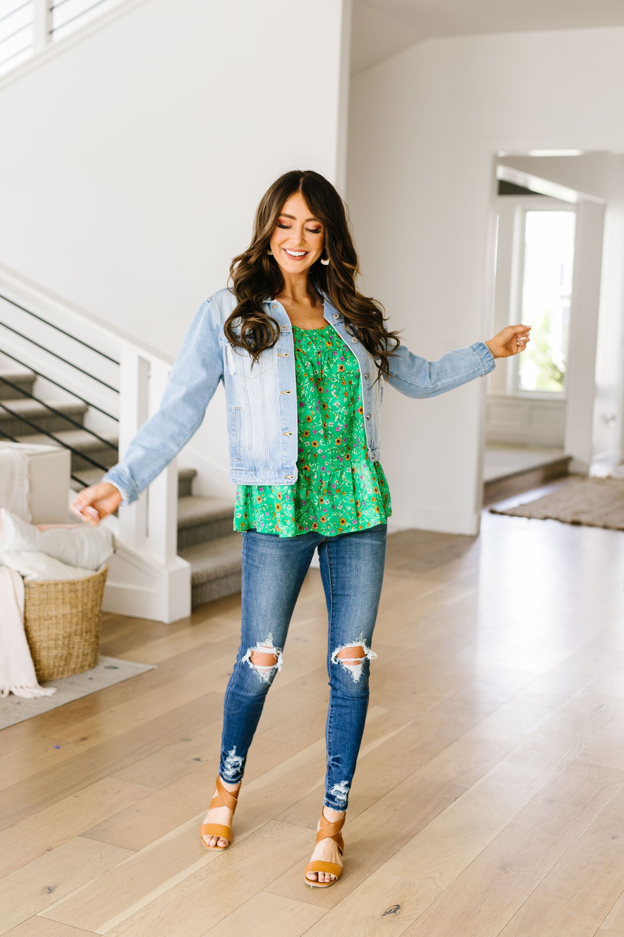 Ditzy Floral Tank In Green