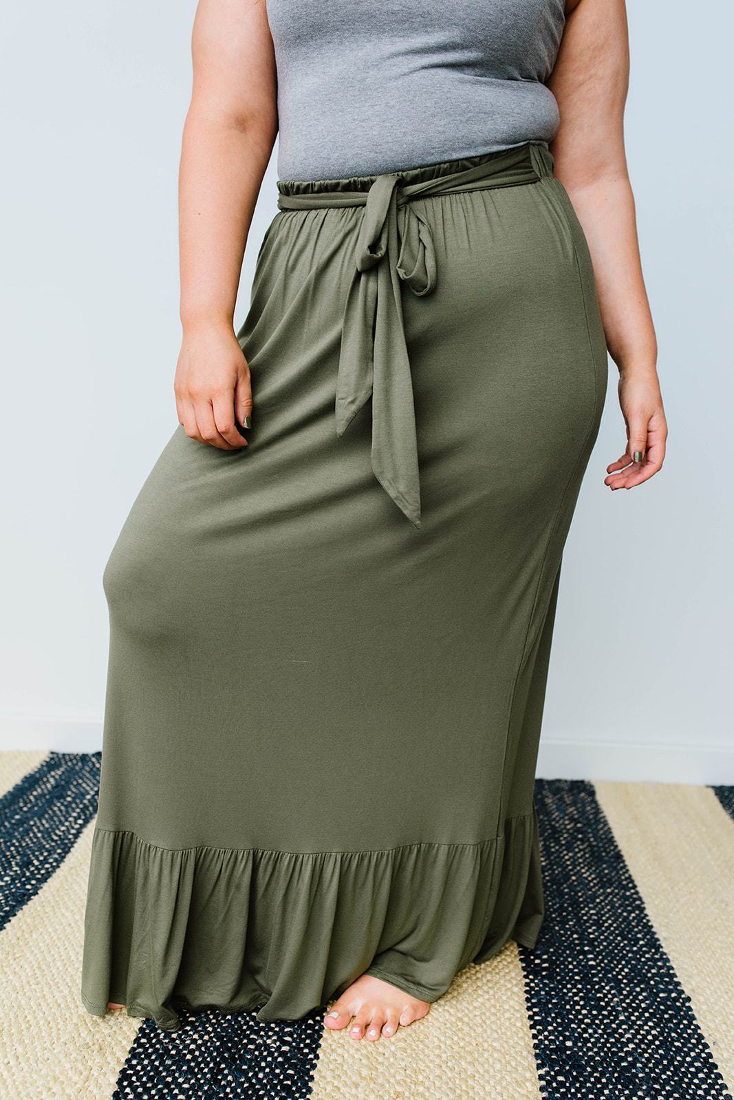 Falling For You Skirt In Olive