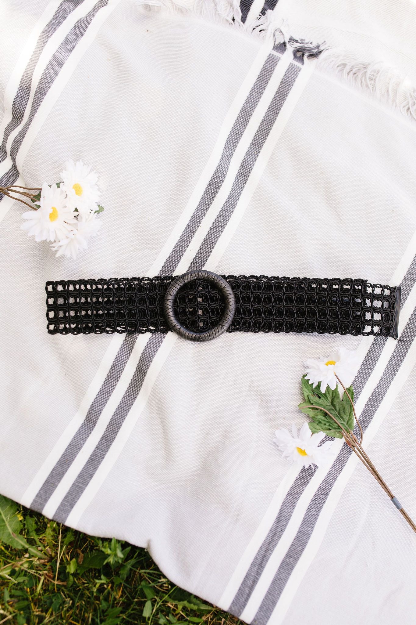 It's A Cinch Woven Belt In Black