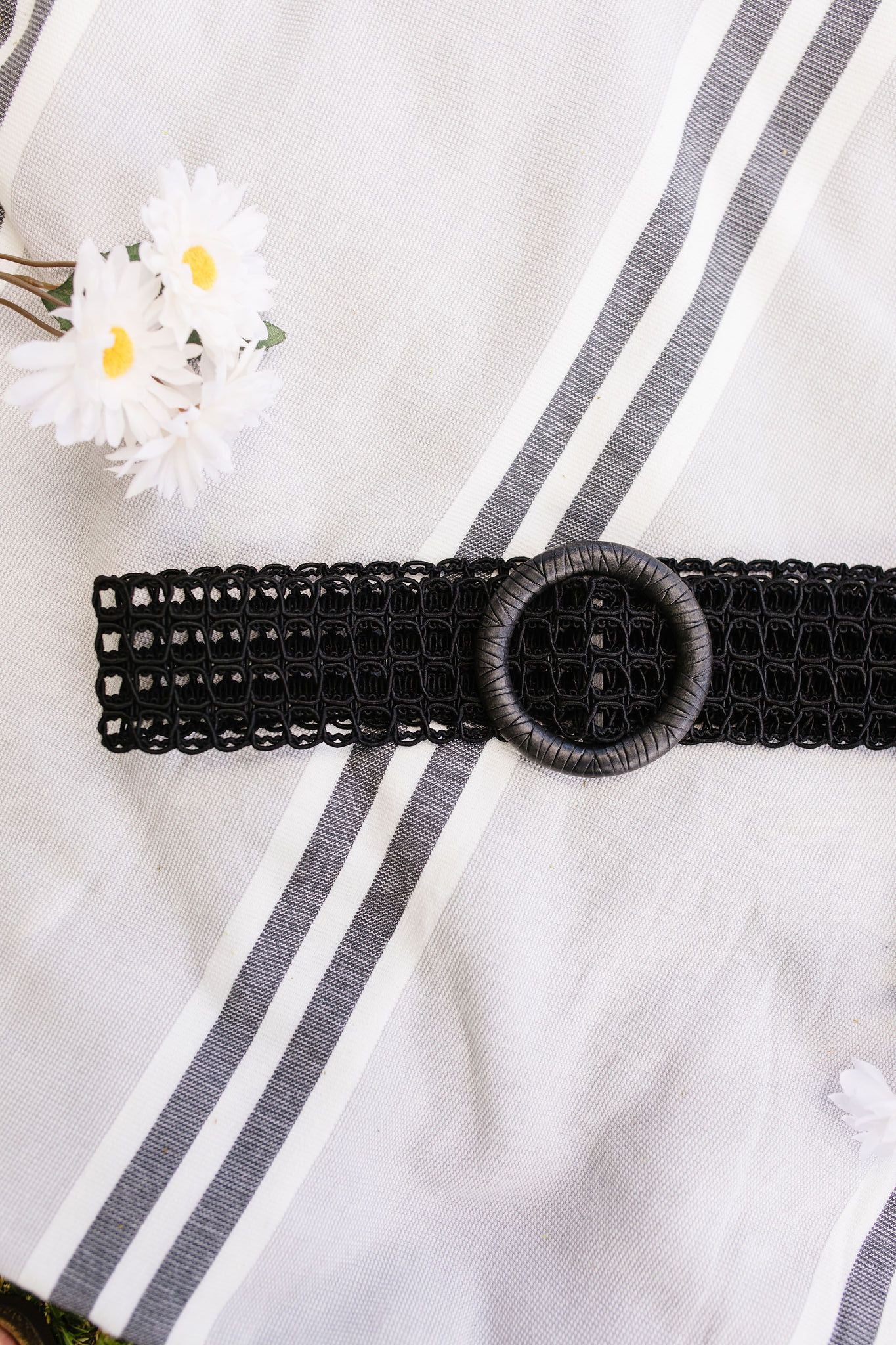 It's A Cinch Woven Belt In Black