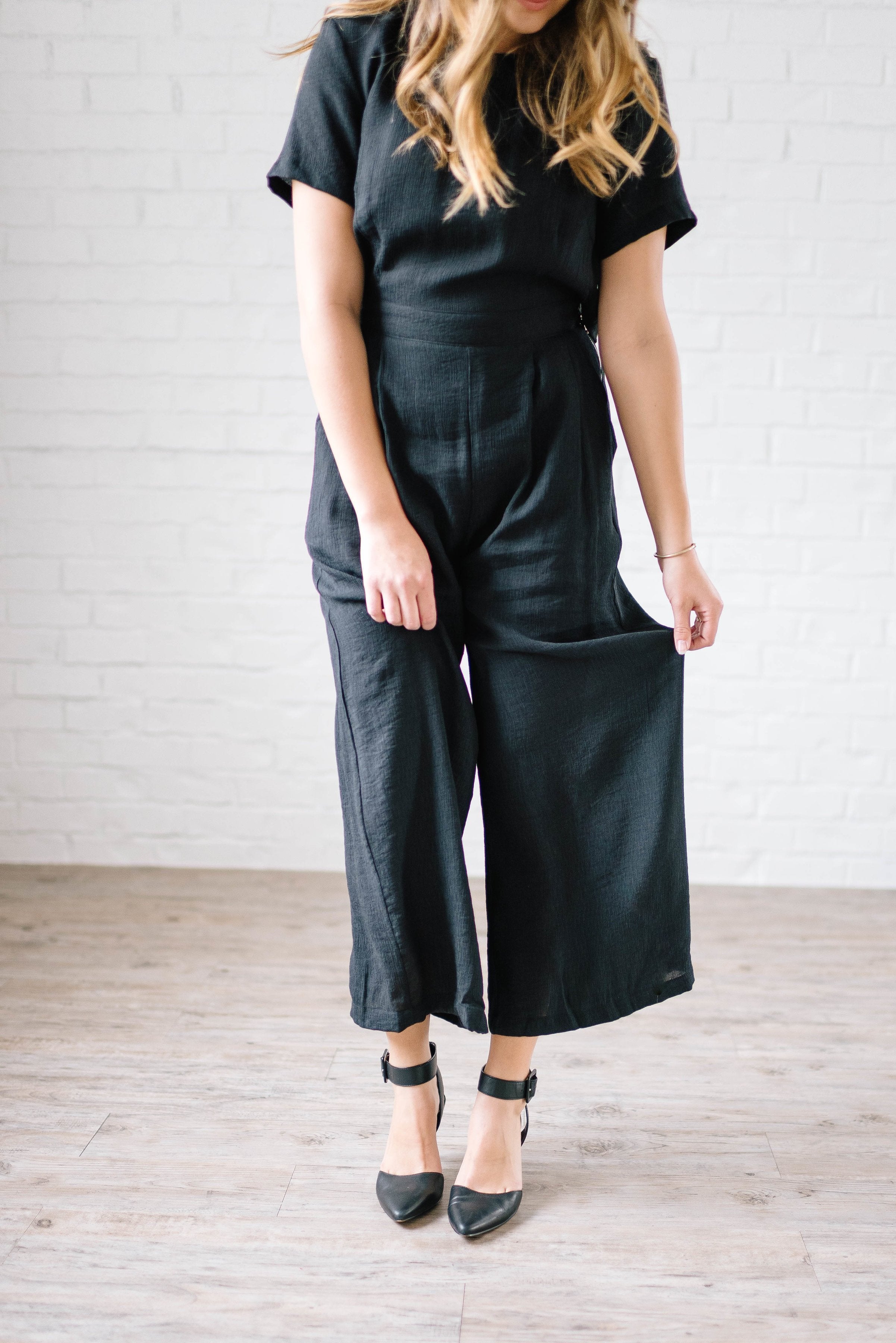 Jump To It in Black