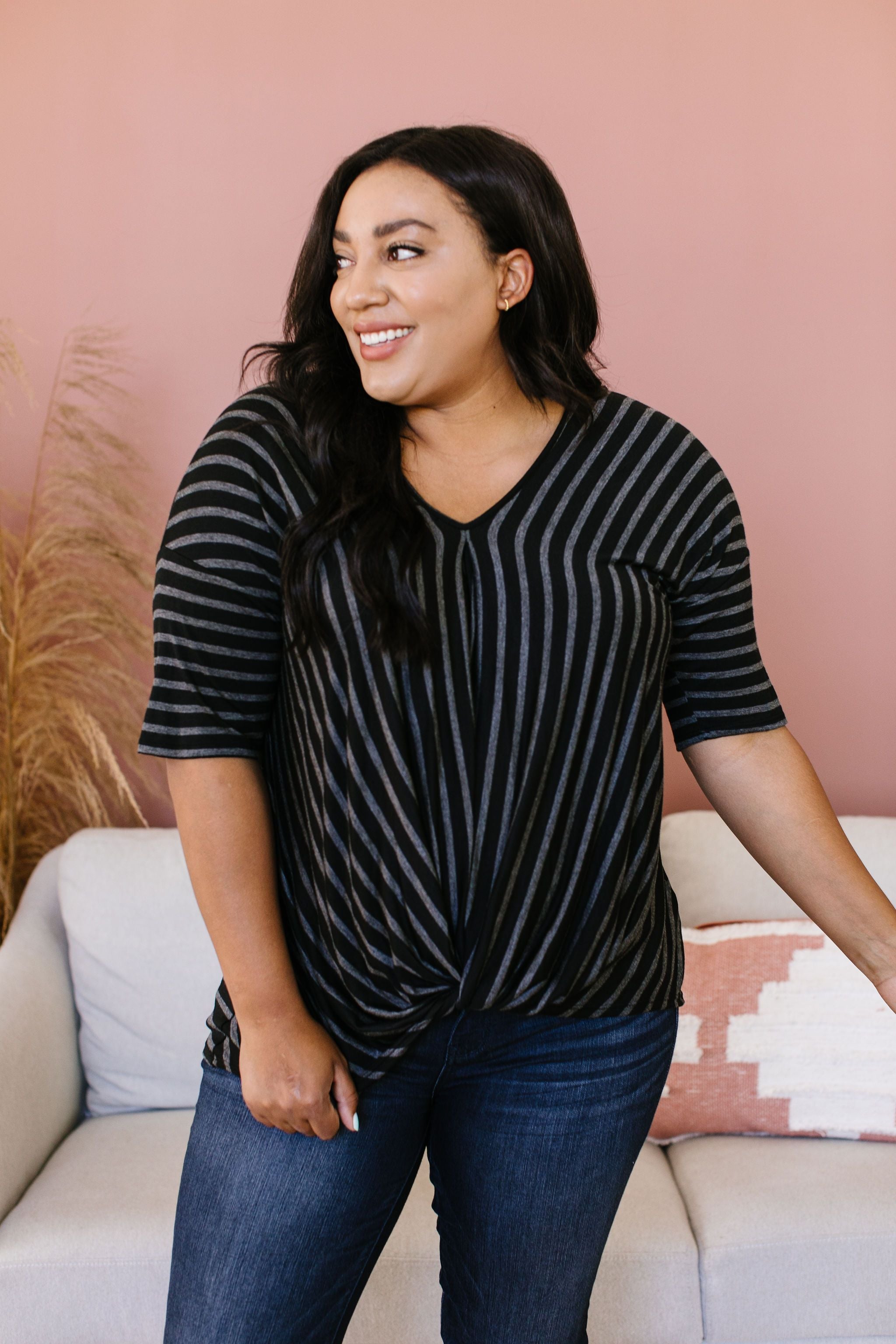 Meeting On The Homefront Top In Black
