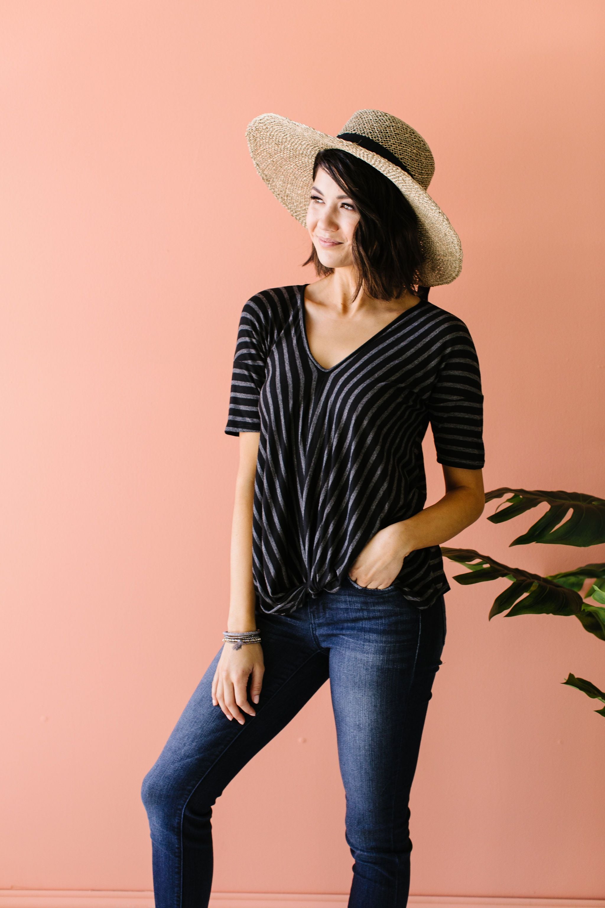 Meeting On The Homefront Top In Black