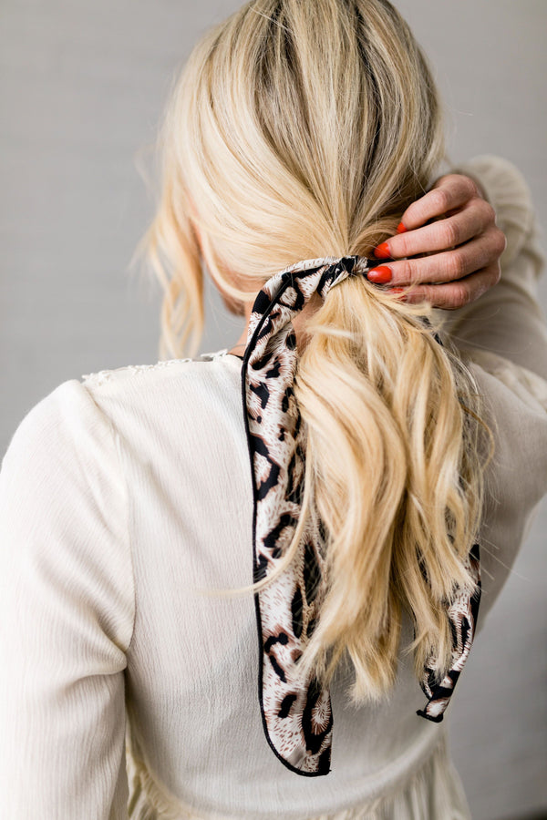 Natural Look Leopard Hair Tie In Brown