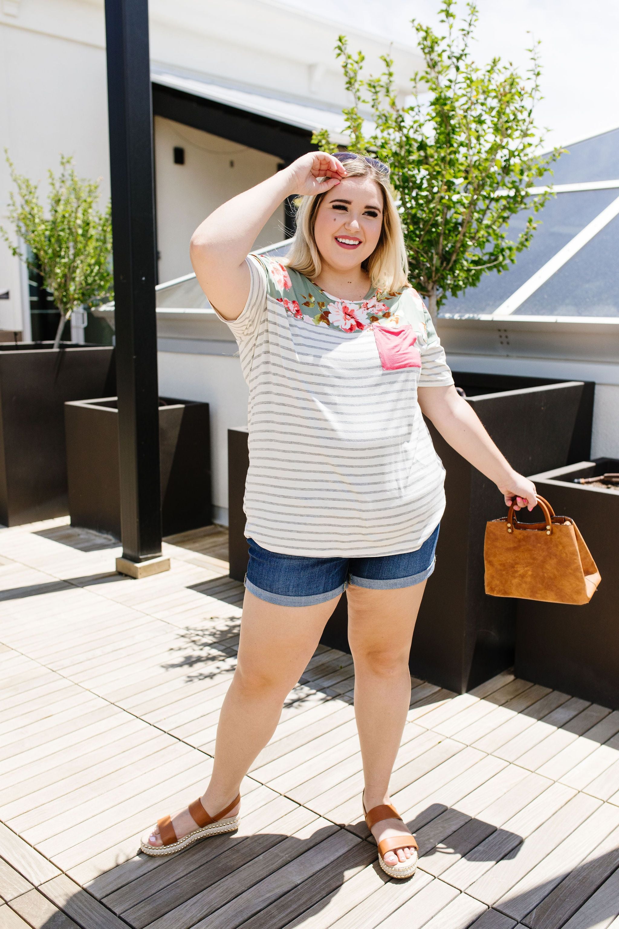 Pocket Of Coral Top