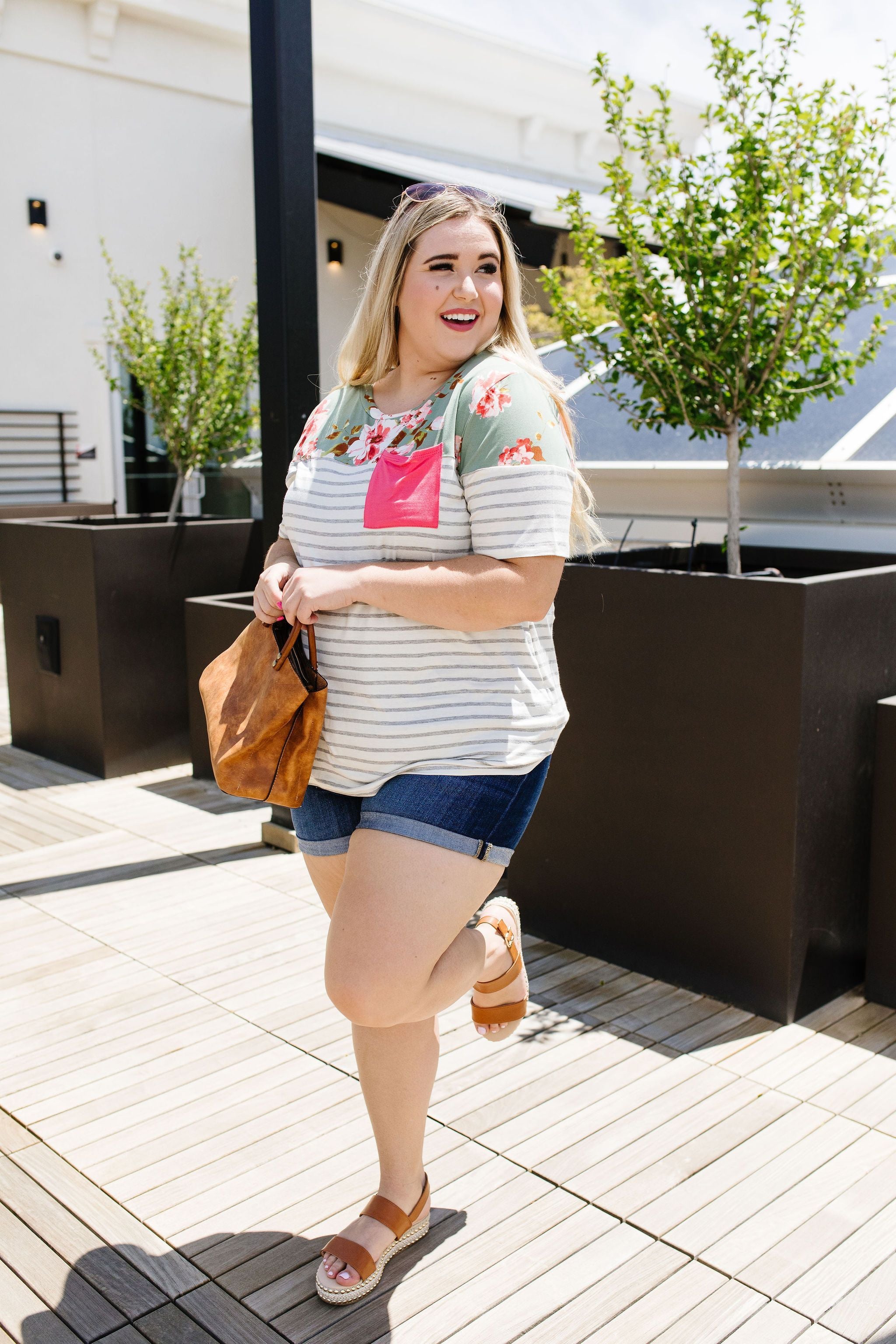 Pocket Of Coral Top
