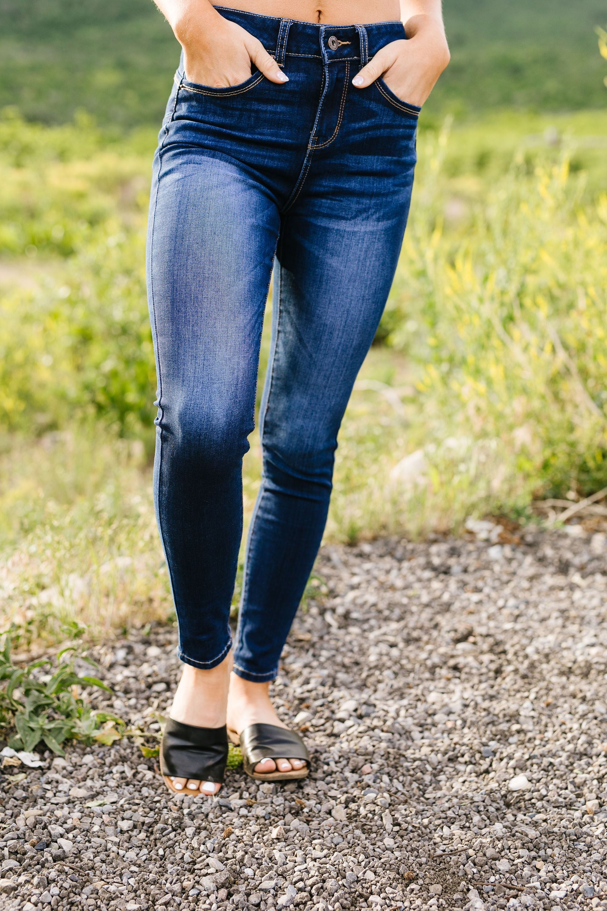 Push Up Jeans In Dark Wash