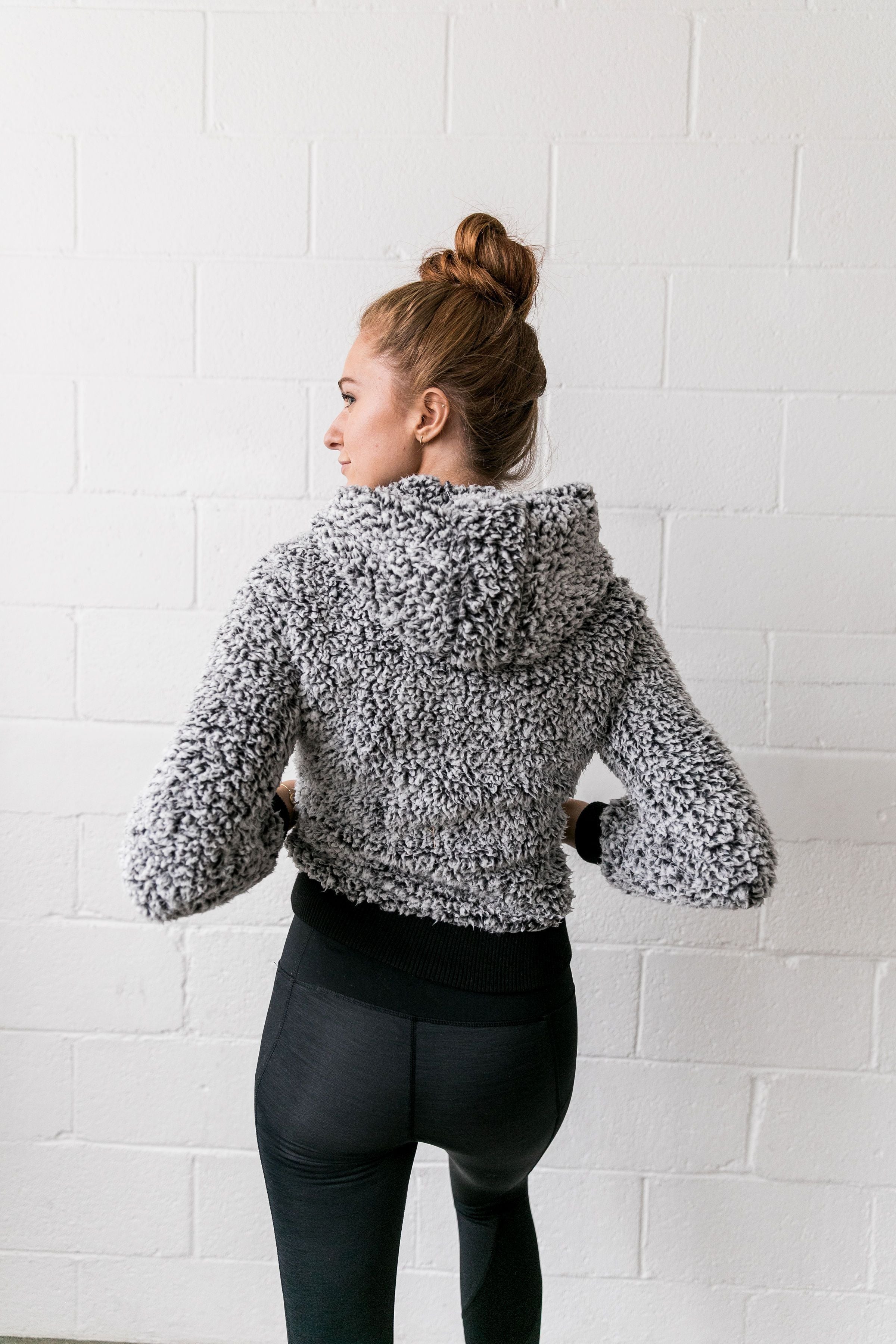 Sherpa Contrasting Cropped Zip-Up Hoodie In Black - ALL SALES FINAL