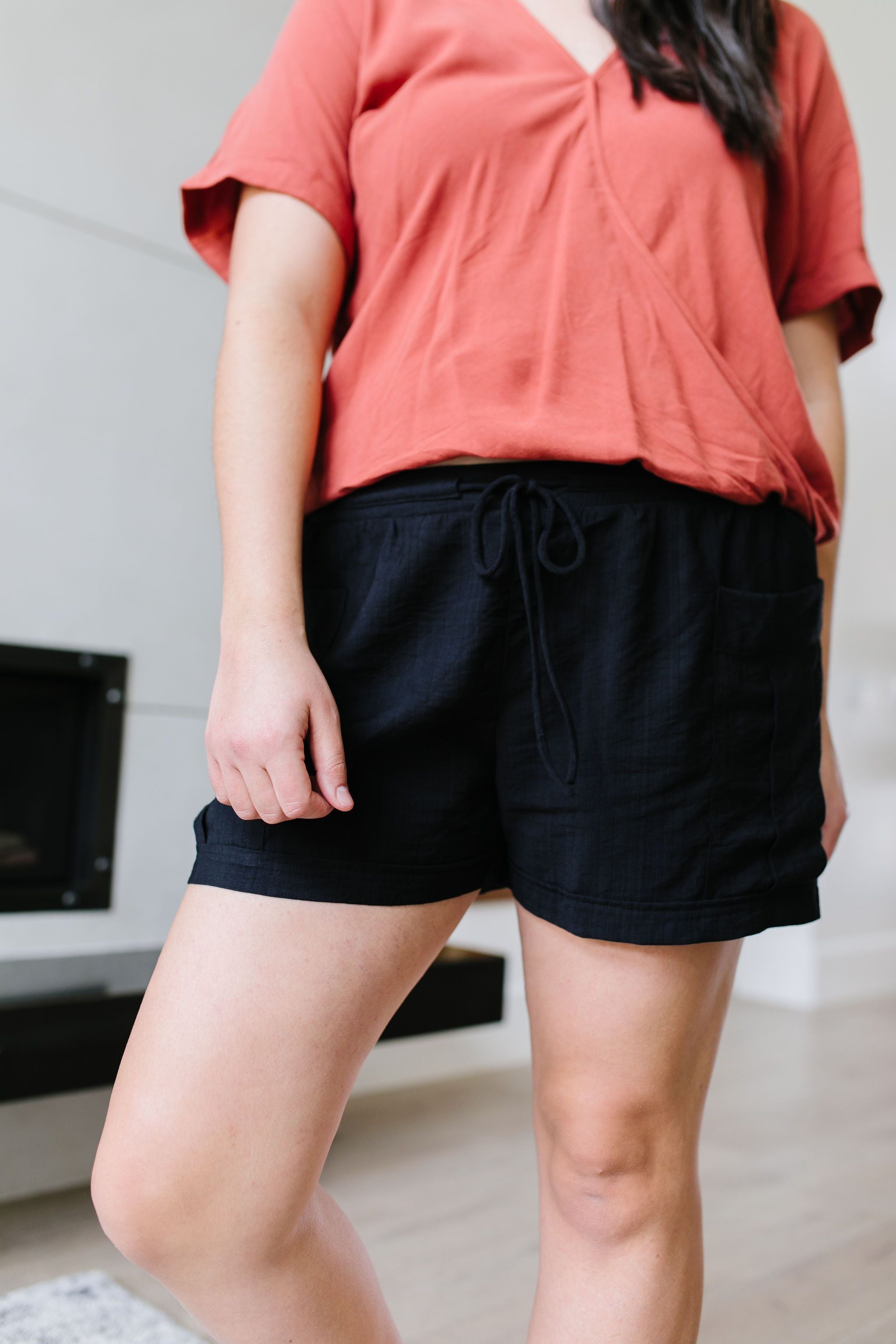 Short 'N' Sweet Shorts In Black