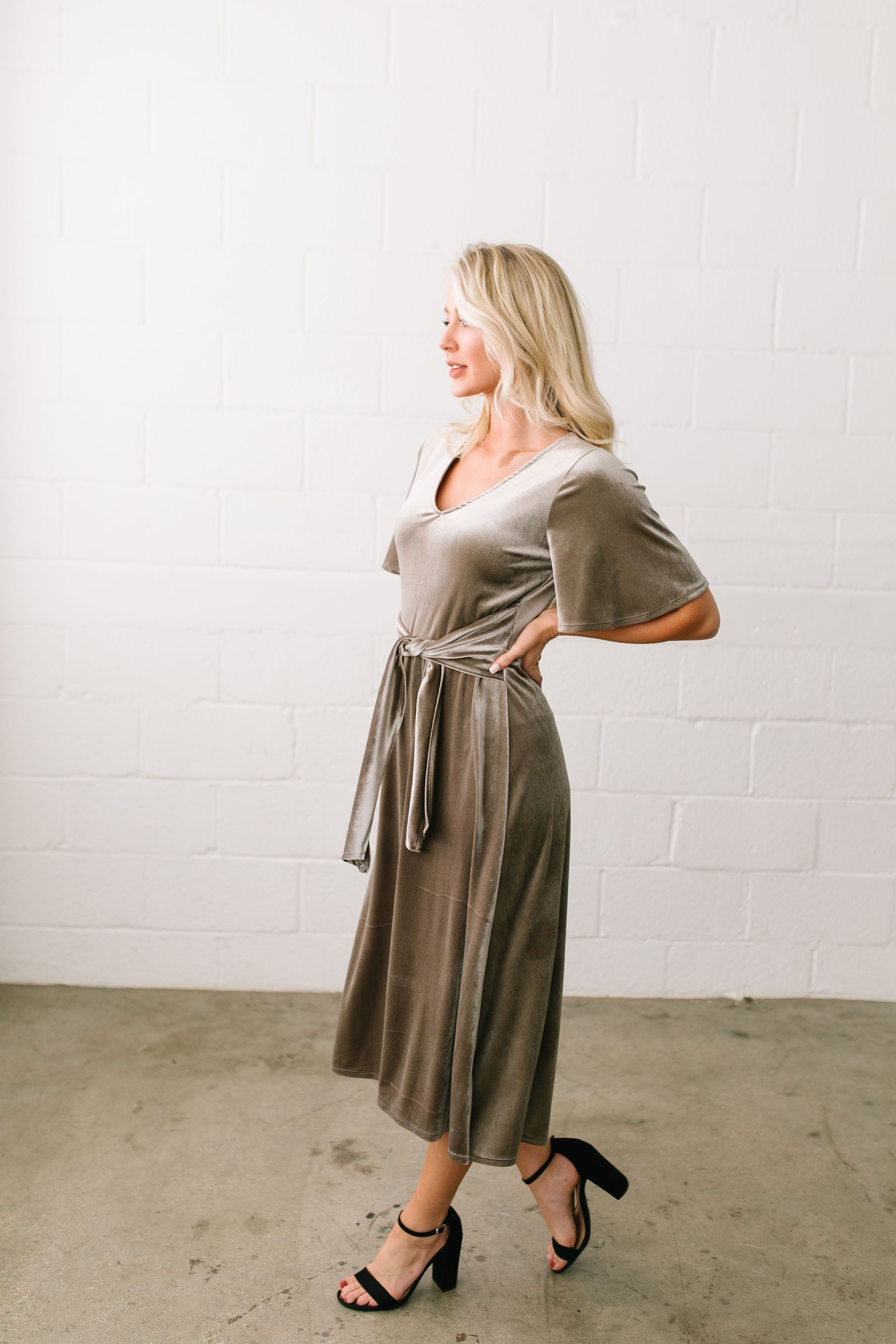 Smile Sparkle Shine Velvet Dress In Champagne - ALL SALES FINAL