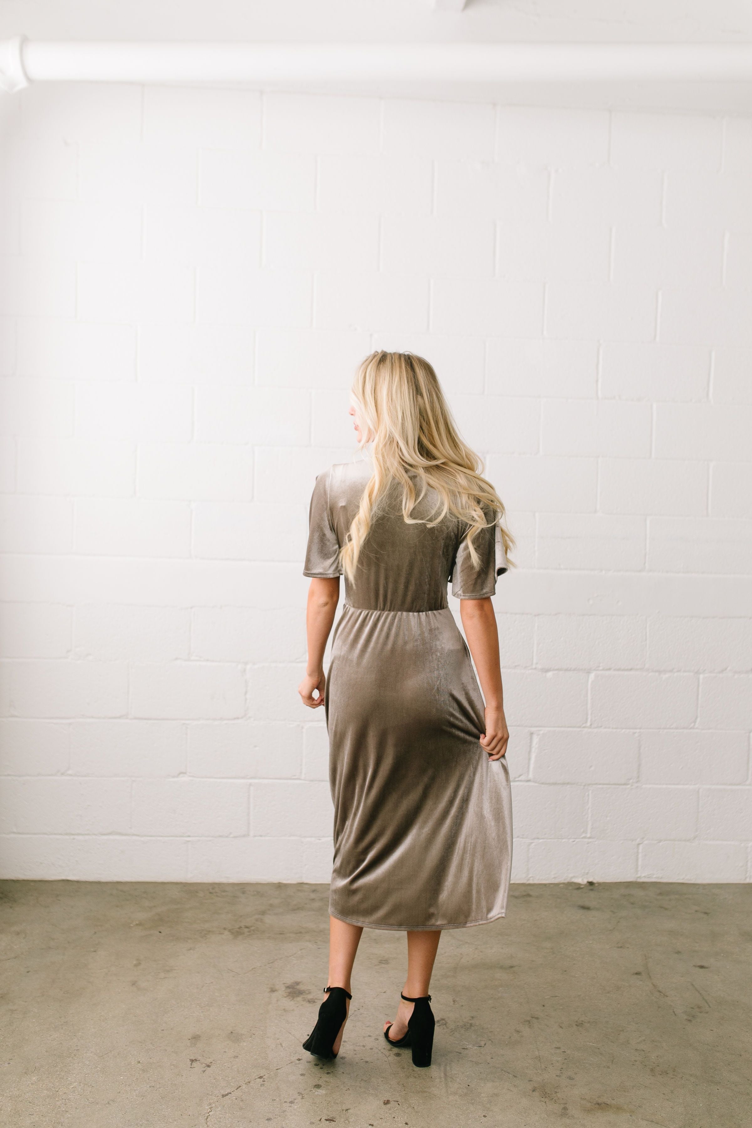 Smile Sparkle Shine Velvet Dress In Champagne - ALL SALES FINAL