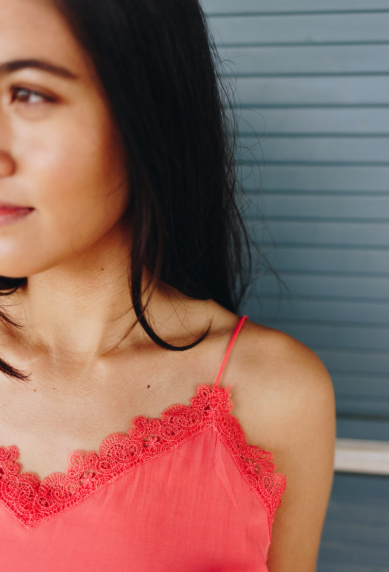 Sugar + Spice Lace Camisole In Coral