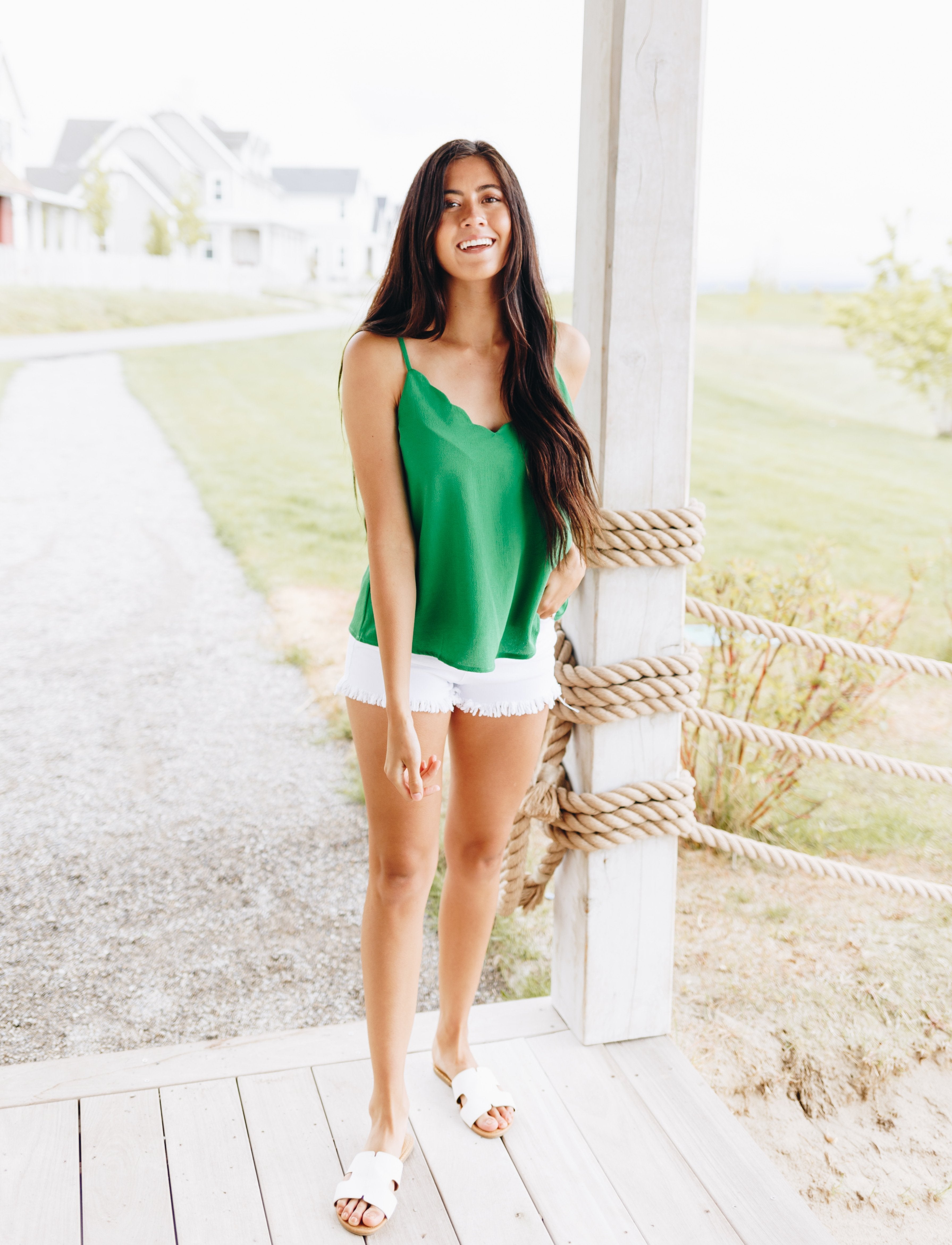 Sweet Scalloped Cami In Kelly Green