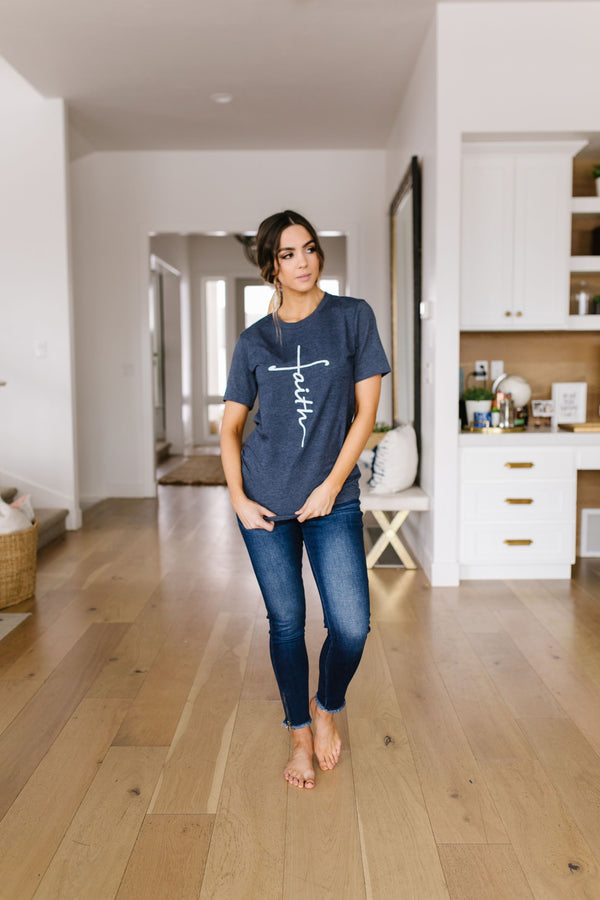 Vertical Faith Graphic Tee In Heathered Navy