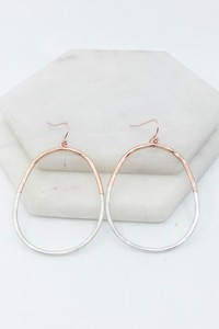 Wannabe Worn & Wonky Hoop Earrings