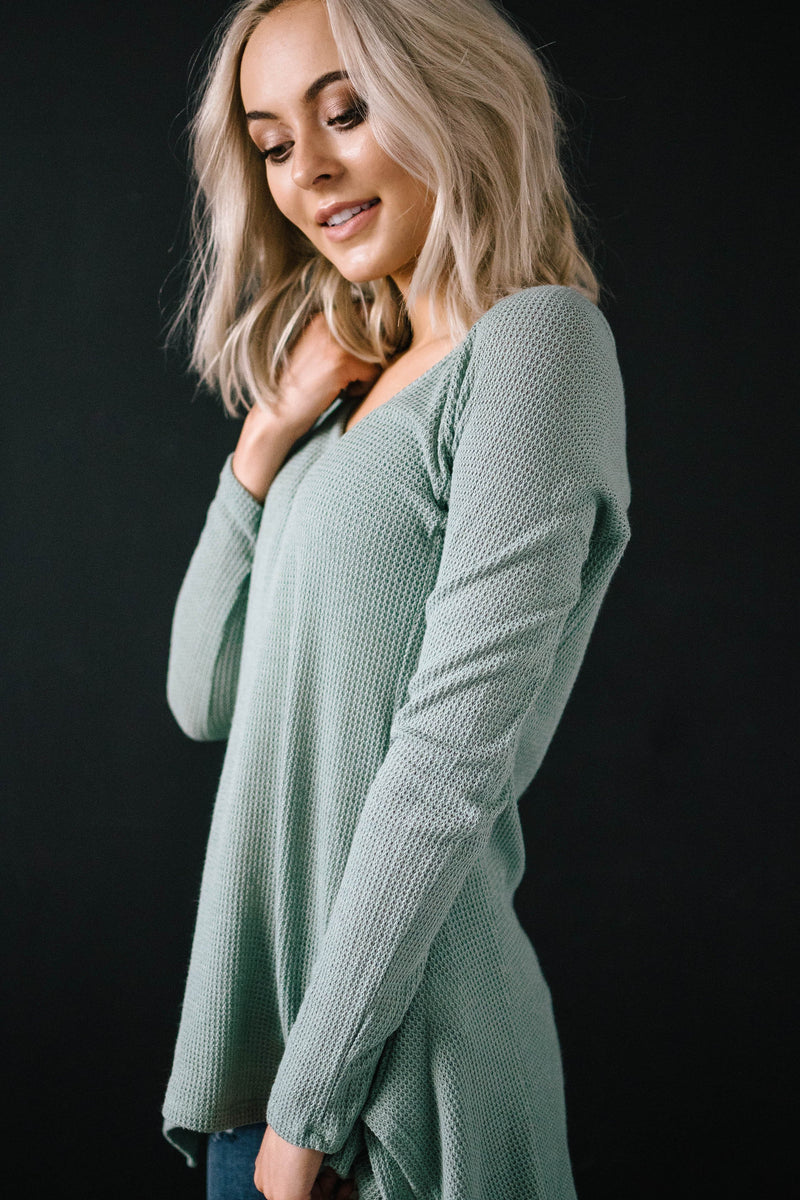 Willow Woven Shark Bite Top in Sage Green