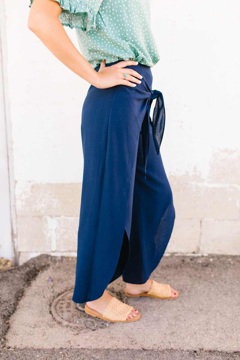 Wrap Fall Up Tie Front Pants In Navy